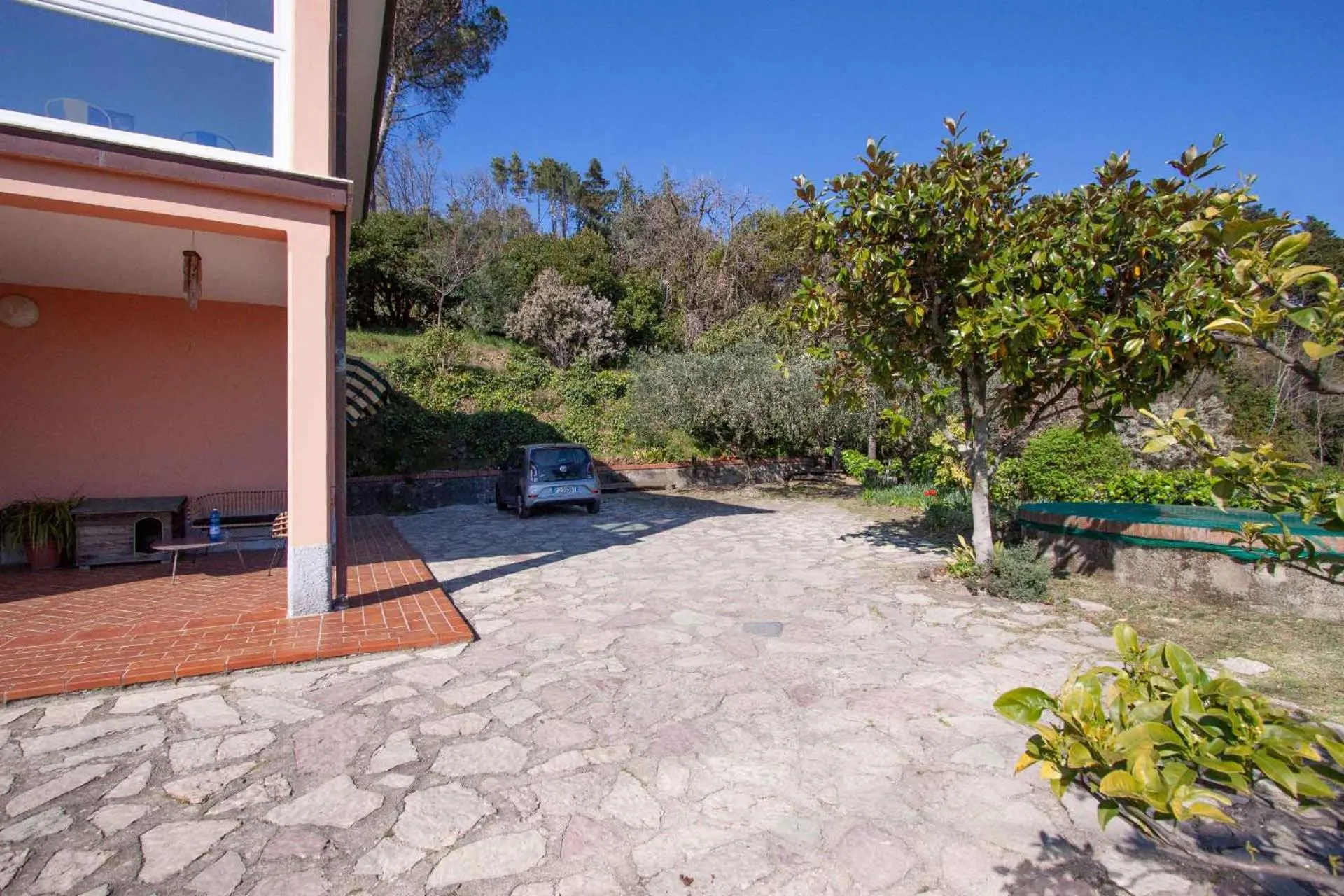 Property building in La Camelia Bianca B&B