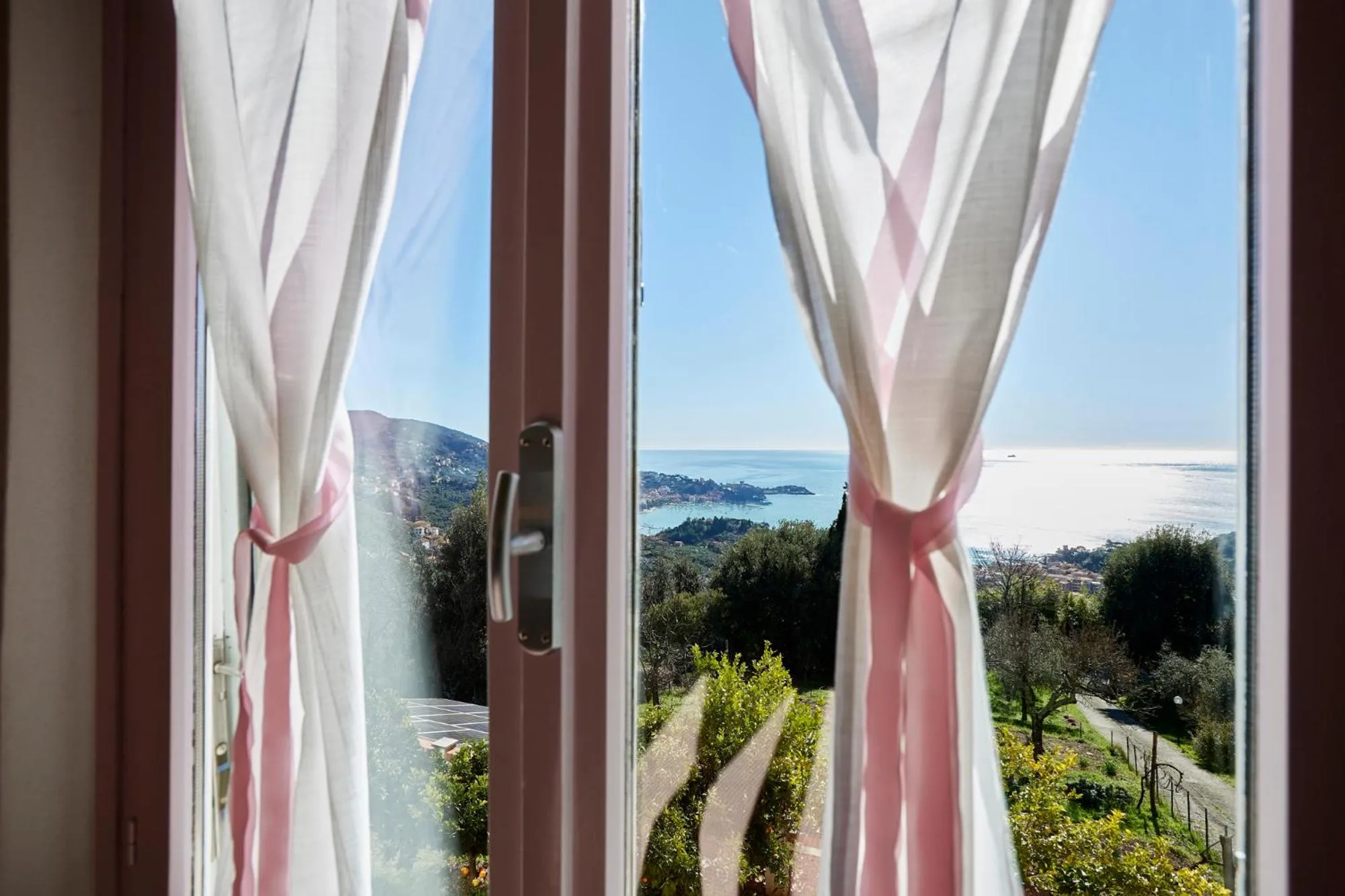 Natural landscape in La Camelia Bianca B&B