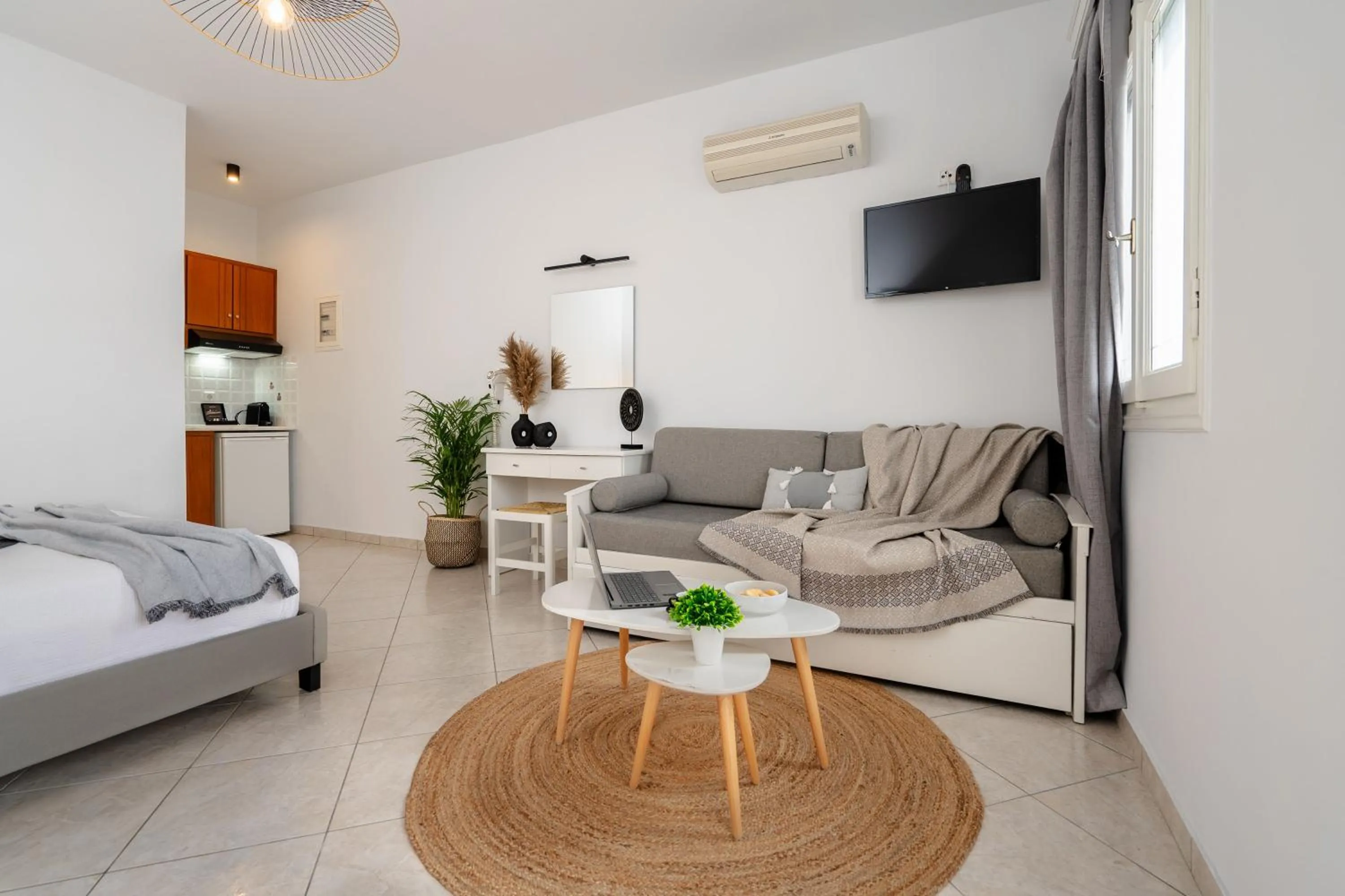 Bed in Erato Inn Naxos