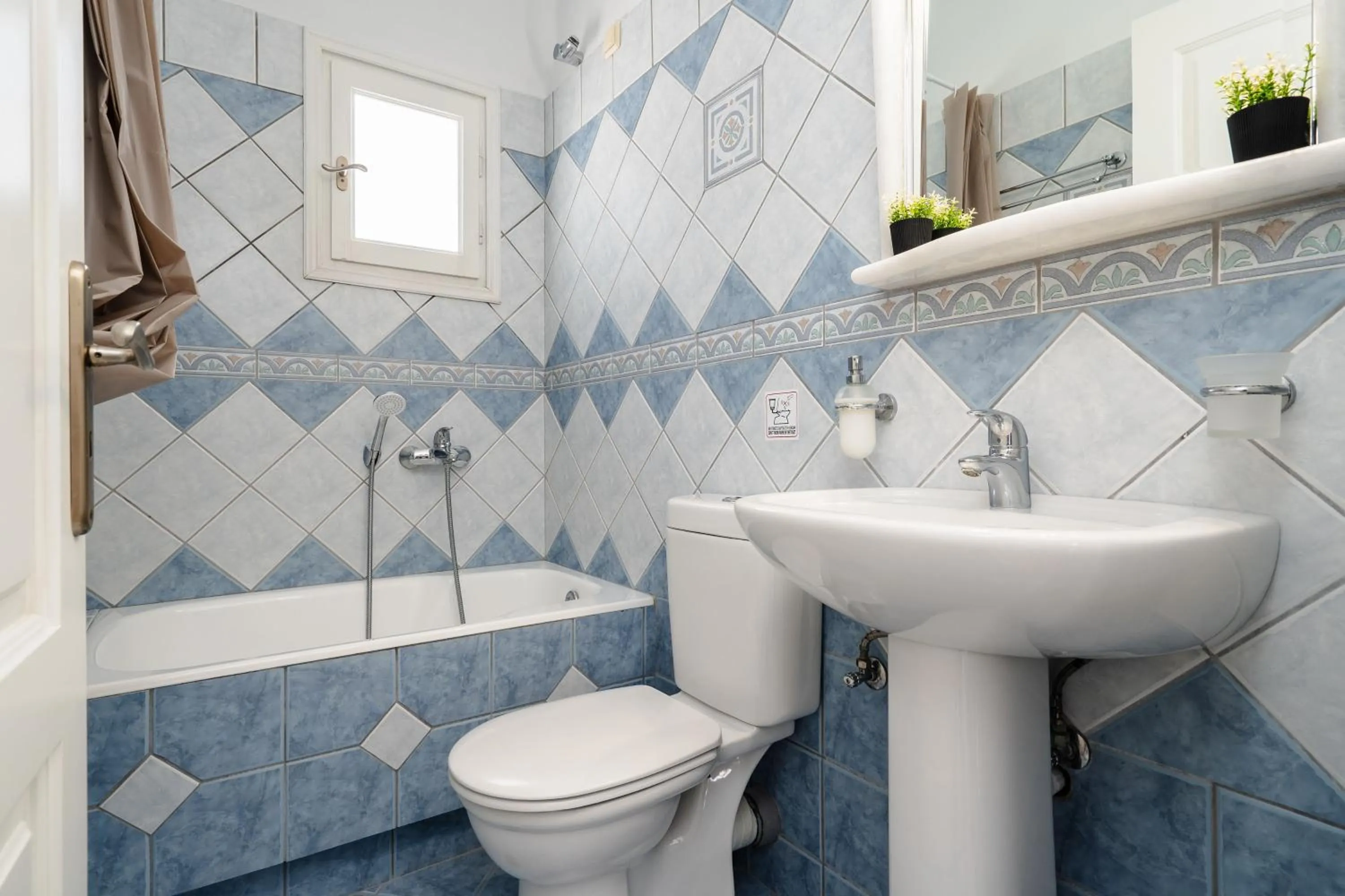 Toilet in Erato Inn Naxos