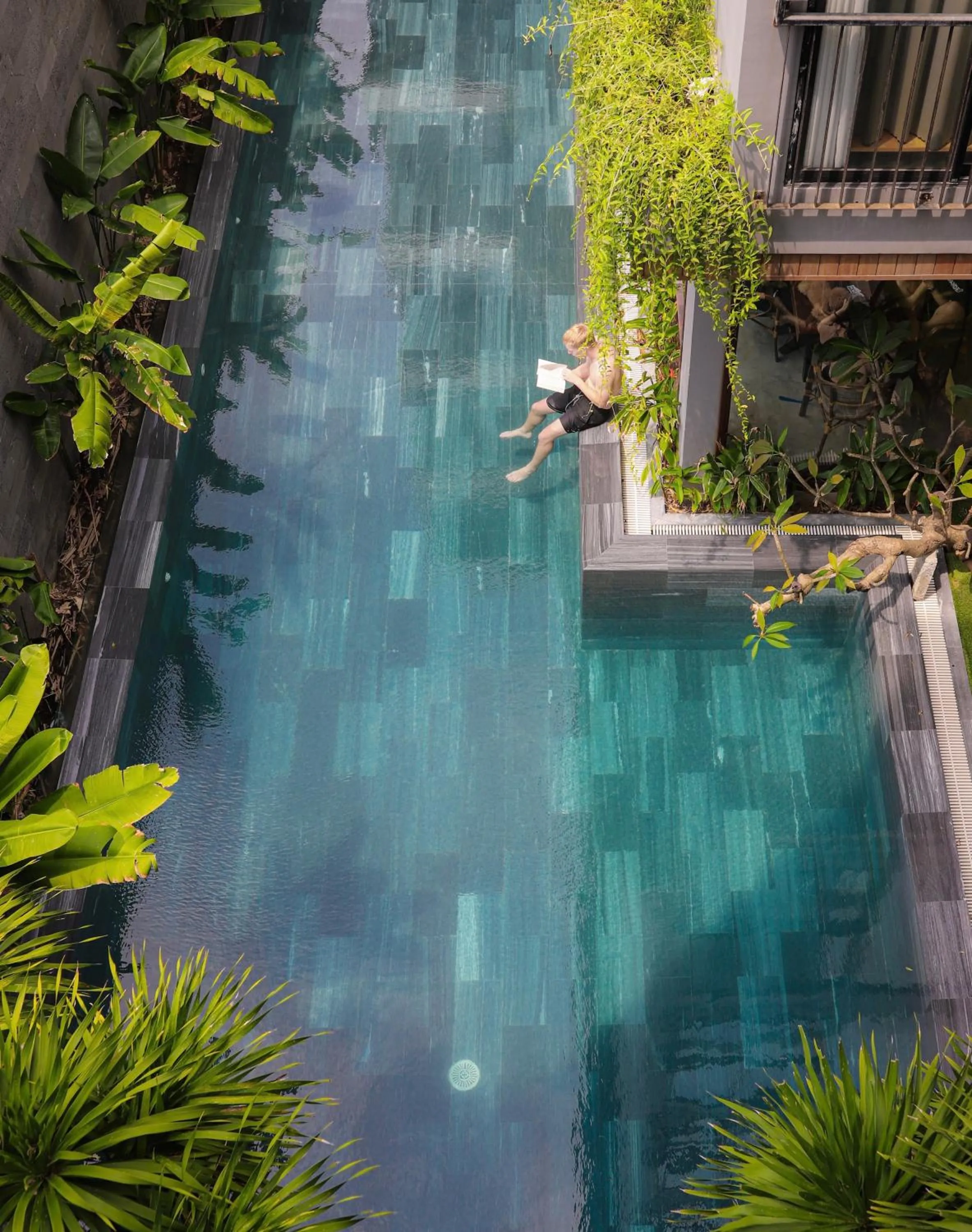 Pool view in K House Apartment Danang Beach