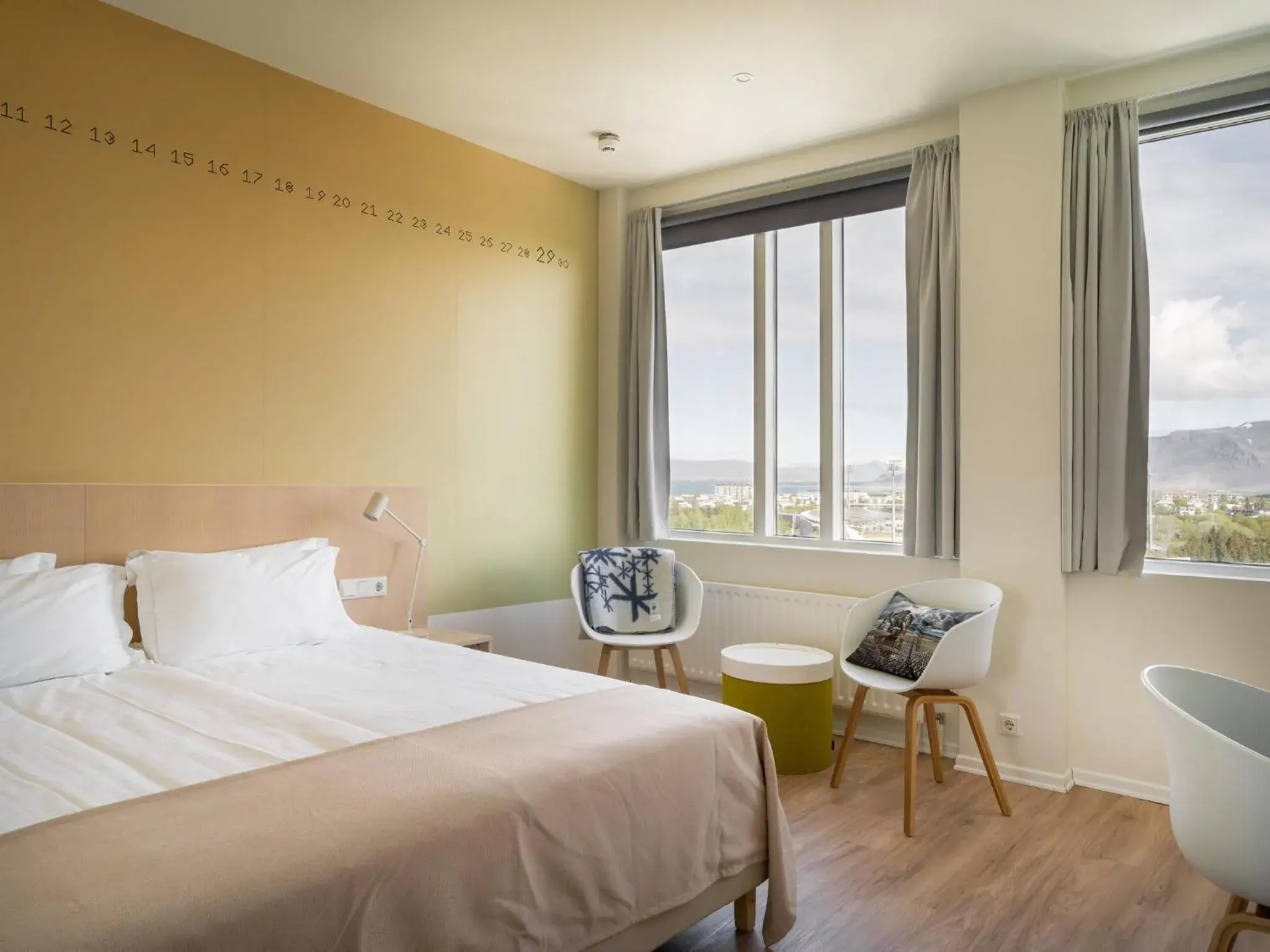 Property building, Bed in Reykjavik Lights Hotel by Keahotels Property building, Bed in Reykjavik Lights Hotel by Keahotels