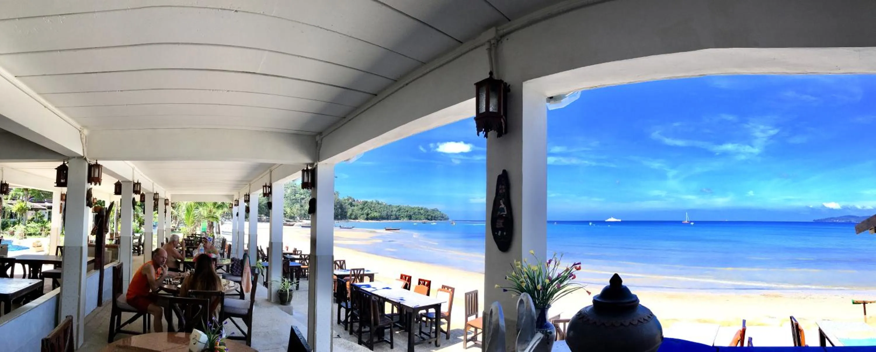 Restaurant/places to eat in Andaman Bangtao Bay Resort
