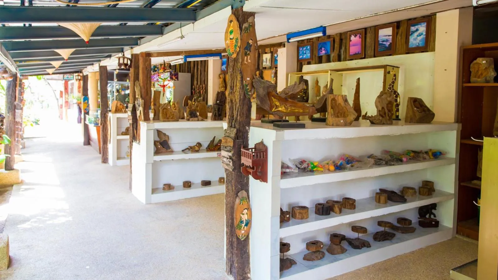 Shopping Area in Andaman Bangtao Bay Resort