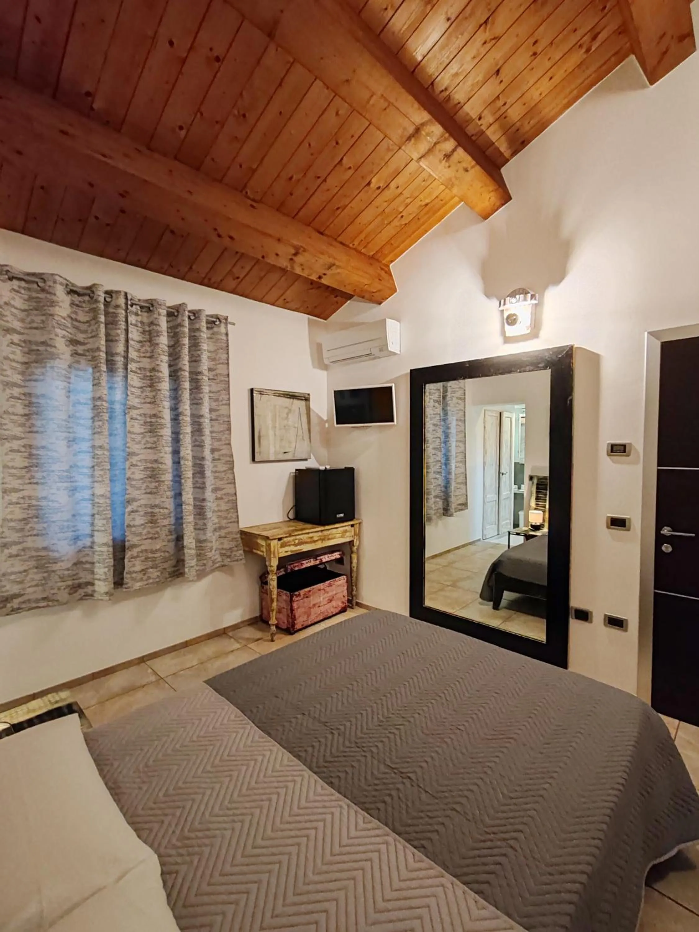 Bedroom, Bed in B&B Flavio e Catia