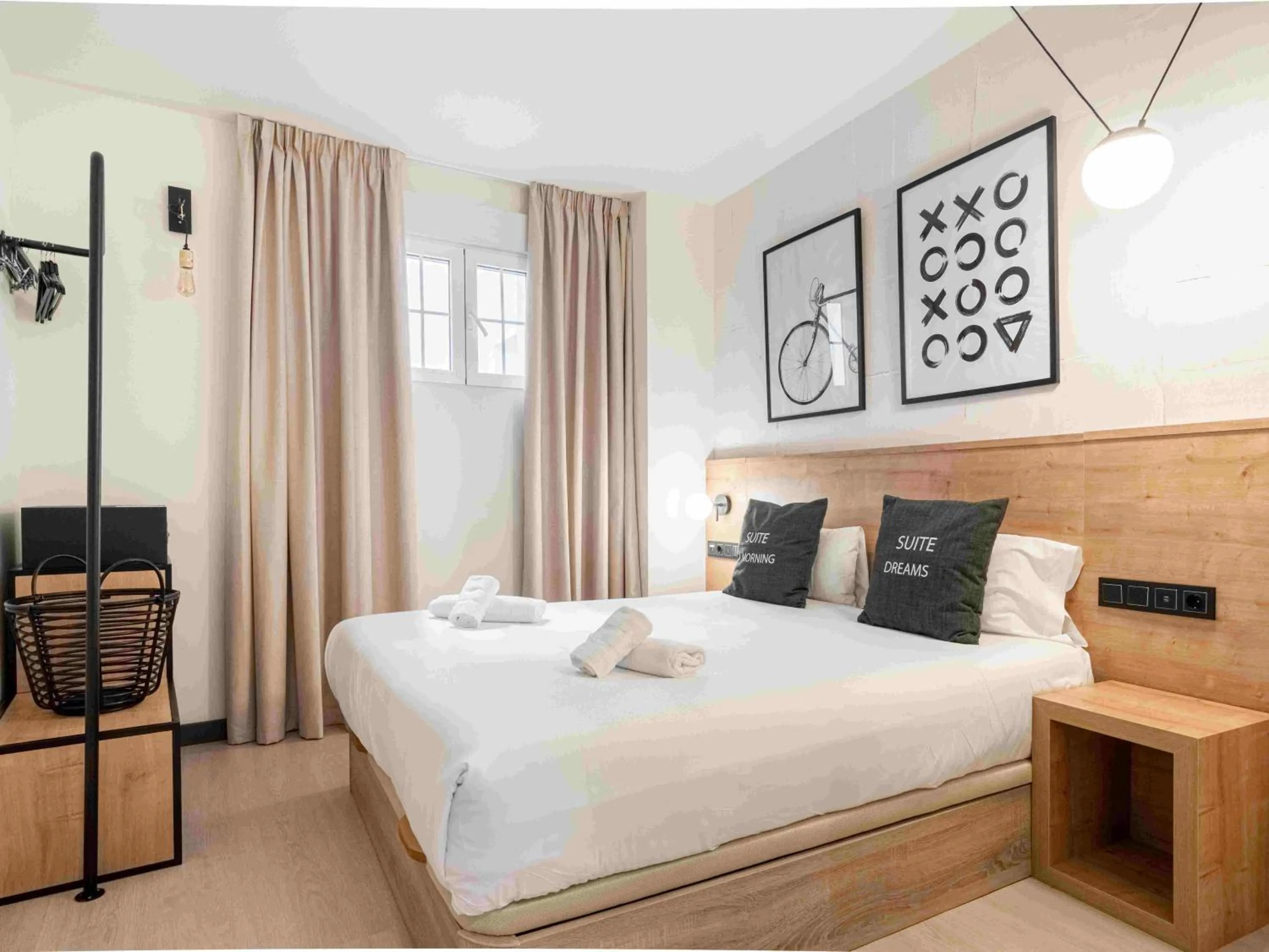 One-Bedroom Apartment XL - disability access in Limehome Madrid Calle de la Madera - Digital Access