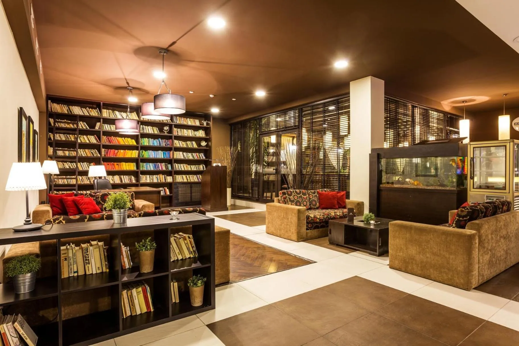 Library in Hotel Perun Lodge