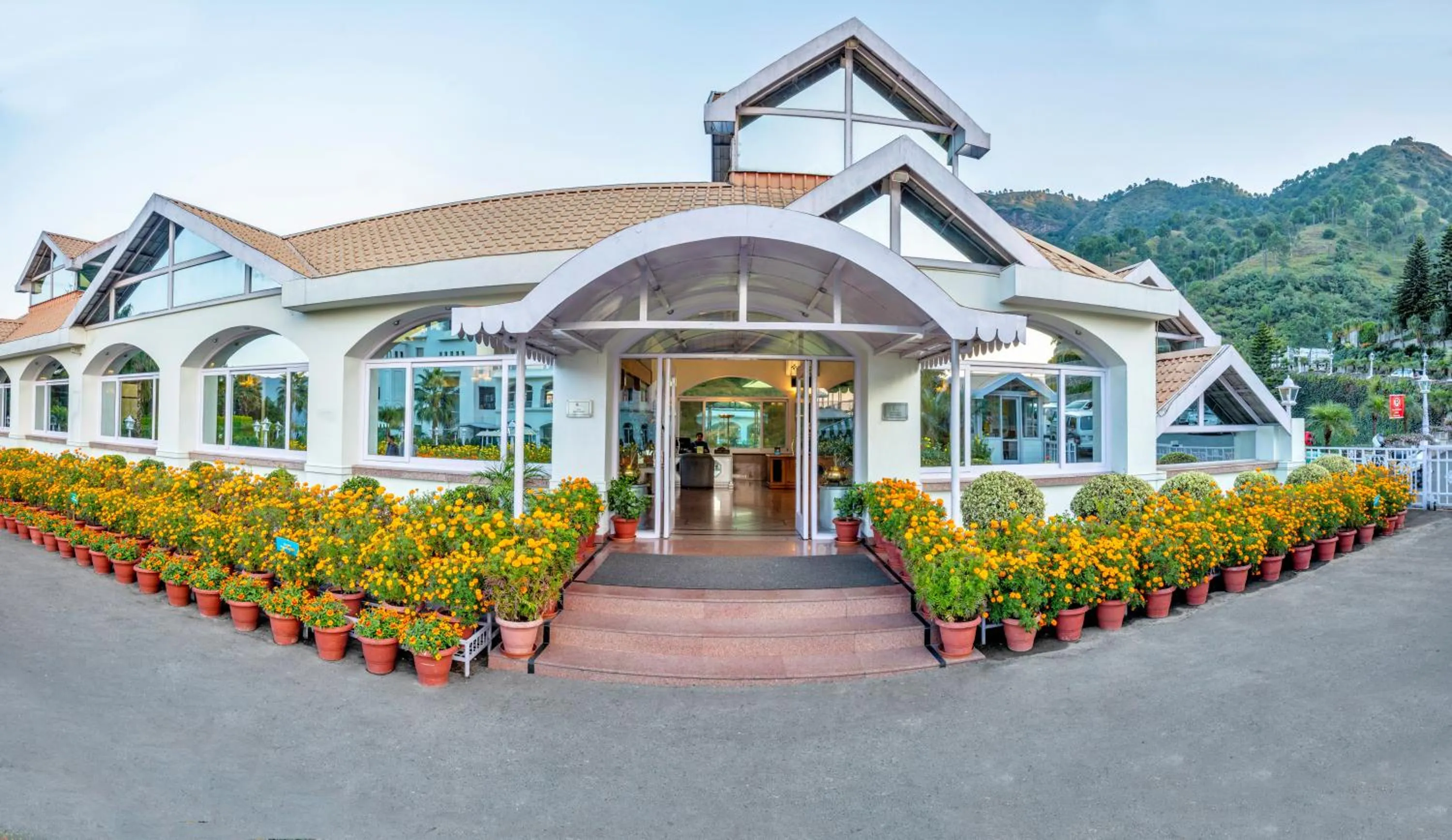 Property building in Club Mahindra Kandaghat