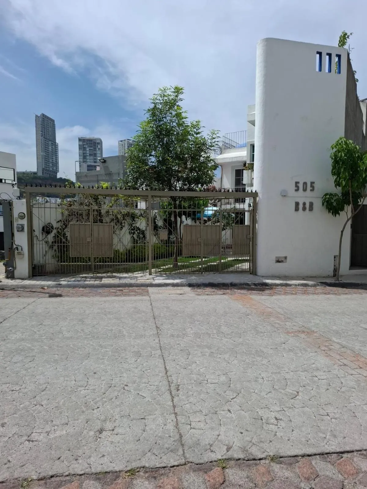 Property building in Milenio III B&B