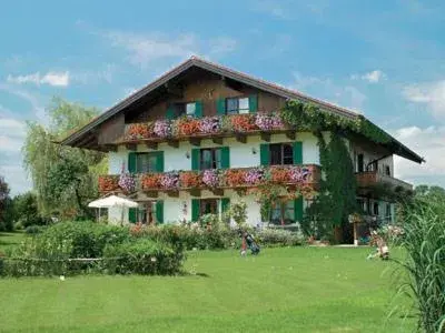 Gästehaus Bauer am Golfplatz Gästehaus Bauer am Golfplatz