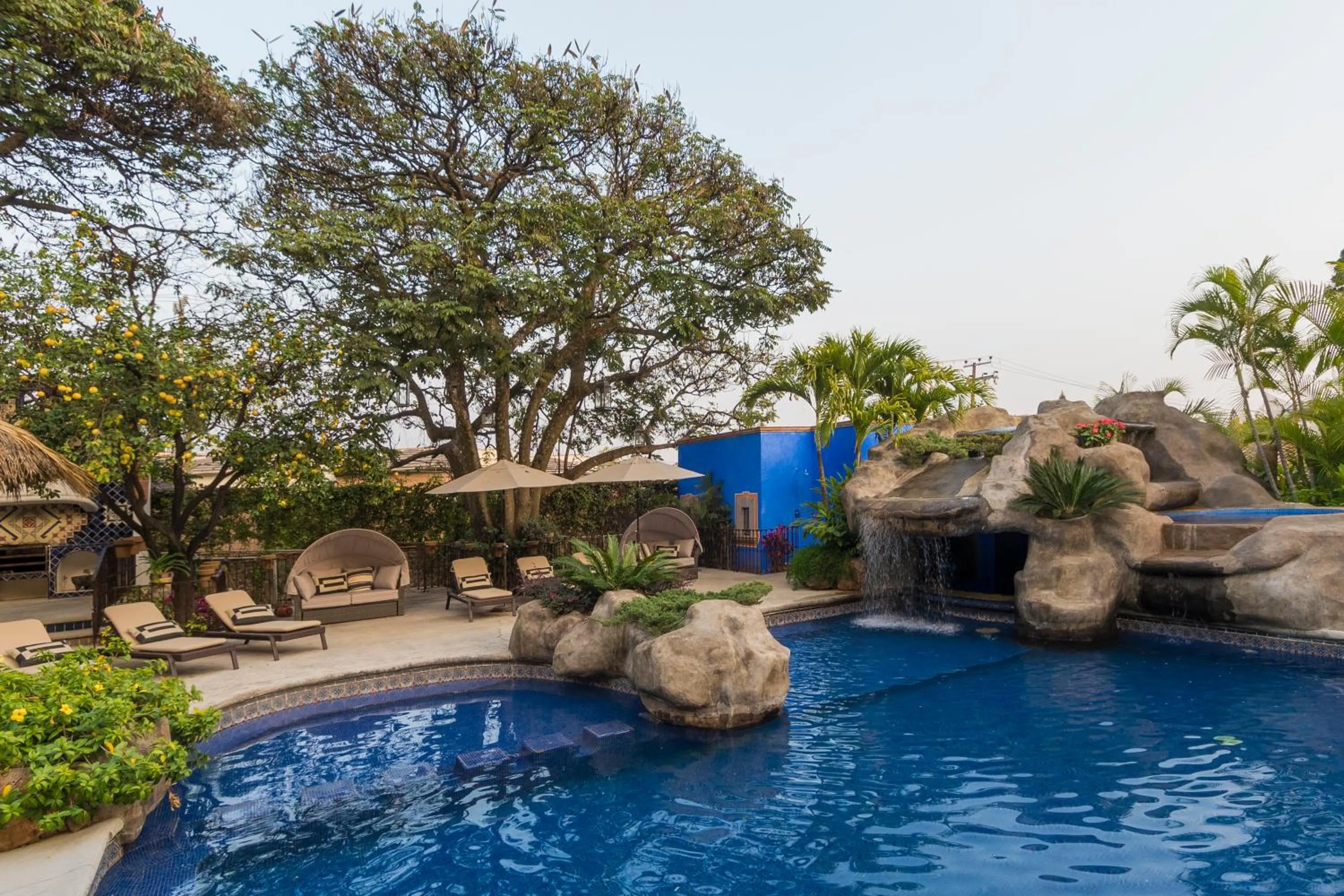 Pool view in Casa Sofia