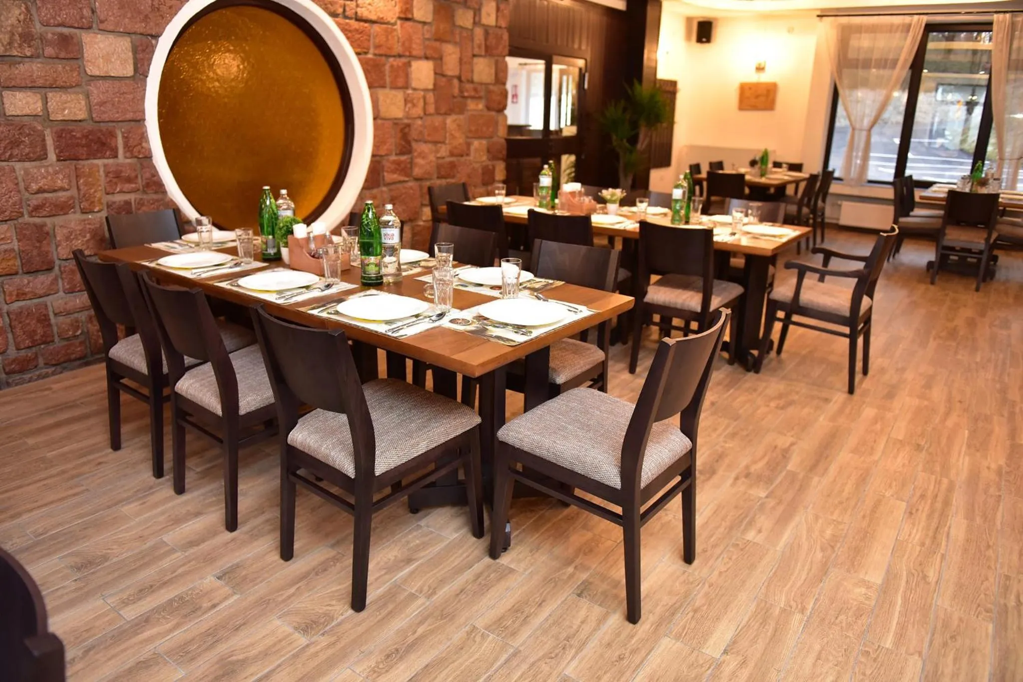 Restaurant/places to eat in Restoran sa prenoćištem Gornjak