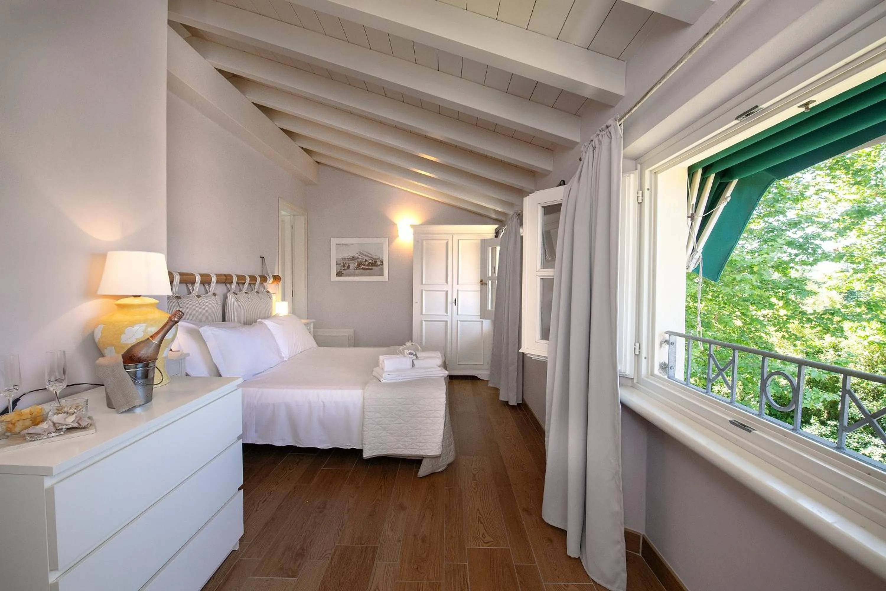 Bedroom, Bed in Relais Villa Isabel