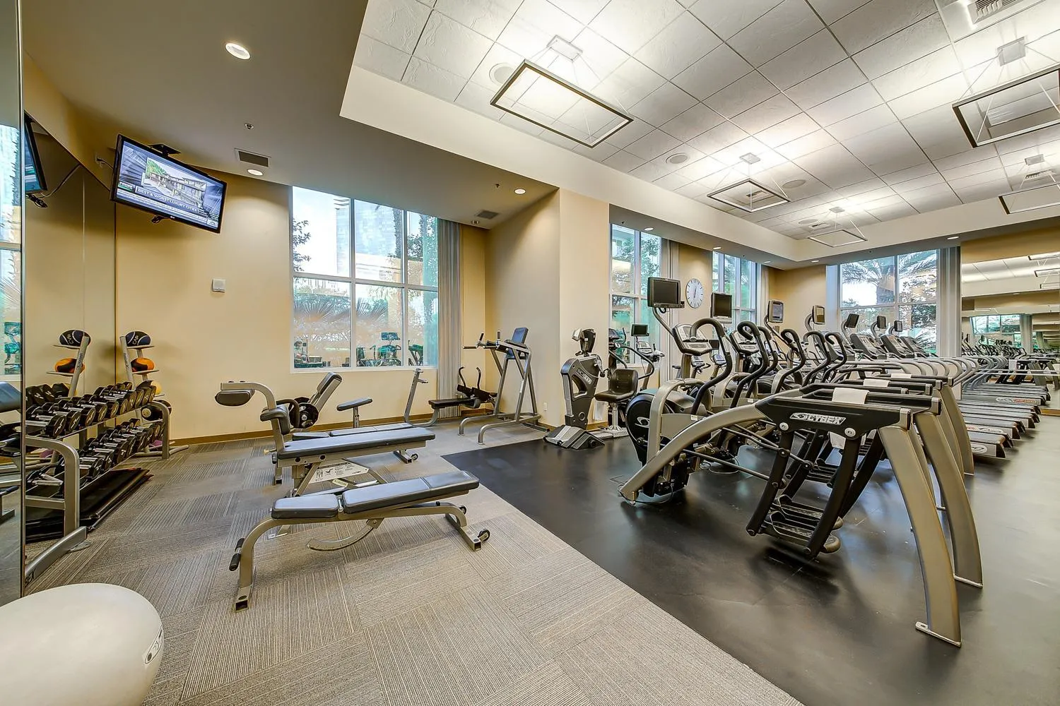 Fitness centre/facilities in StripViewSuites Penthouse Two-Bedroom Conjoined Suite