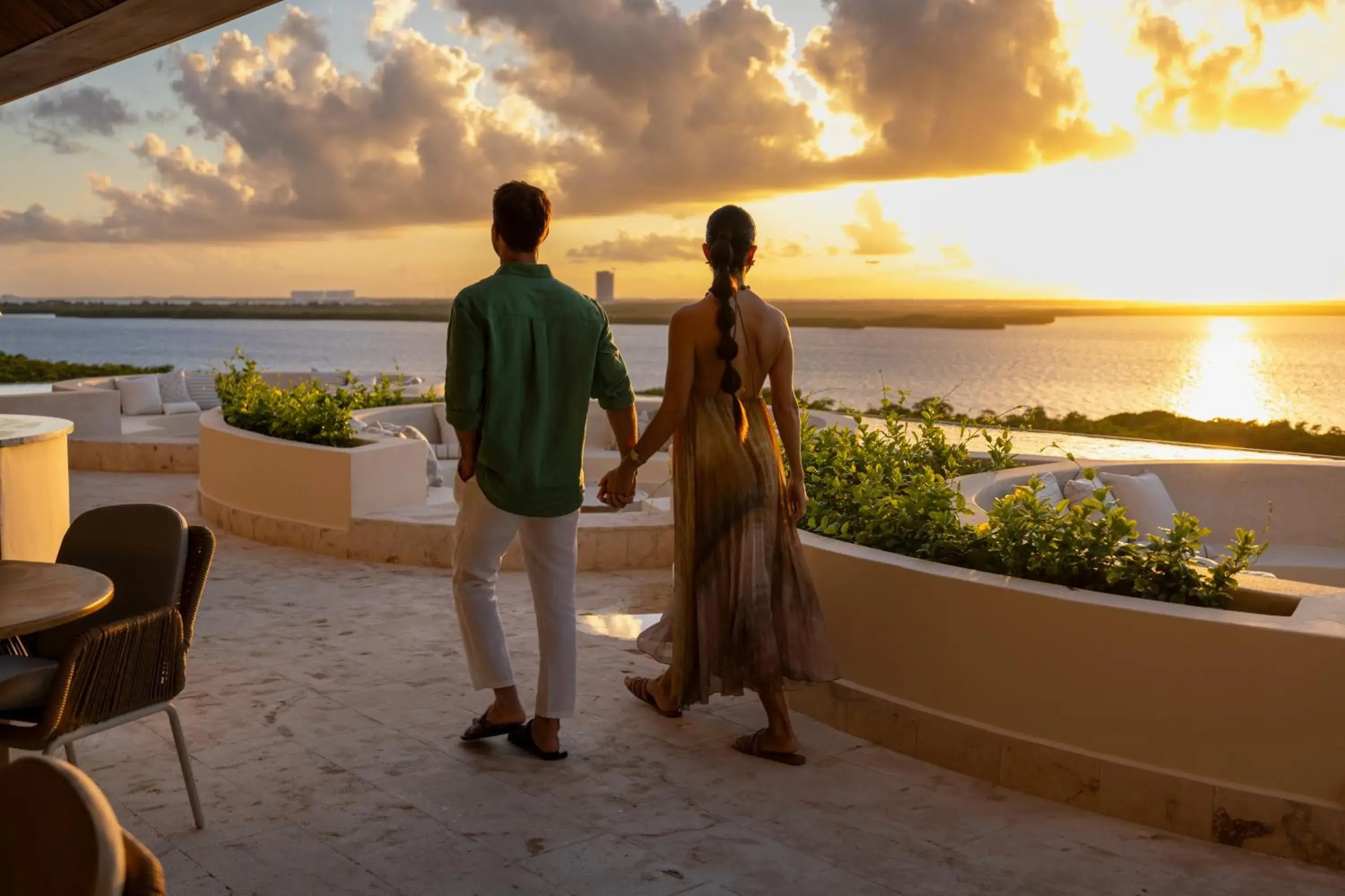 Swimming pool in Secrets Mirabel Cancún Resort & Spa - Grand Opening! Swimming pool in Secrets Mirabel Cancún Resort & Spa - Grand Opening!