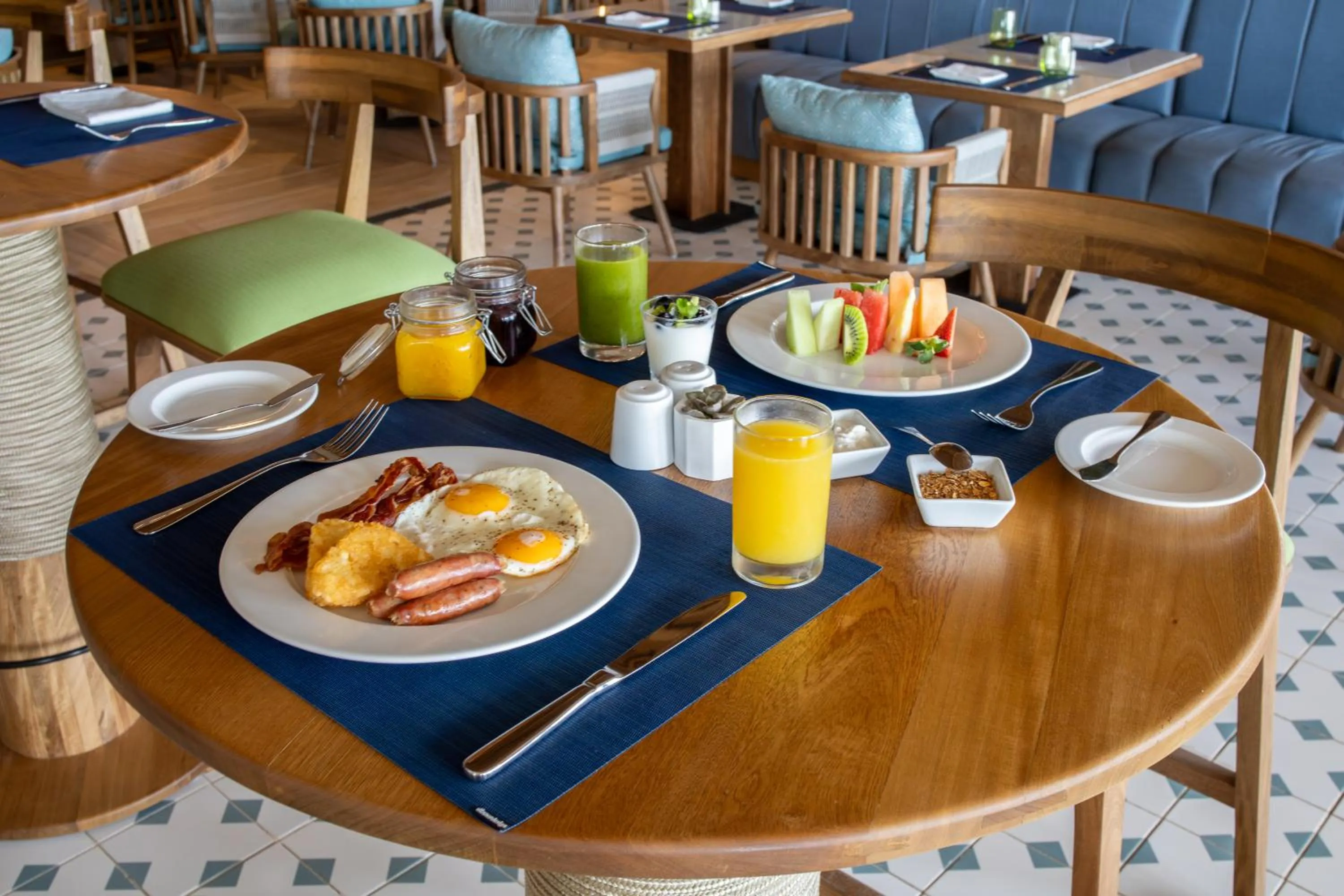 Breakfast in Secrets Mirabel Cancún Resort & Spa - Grand Opening!
