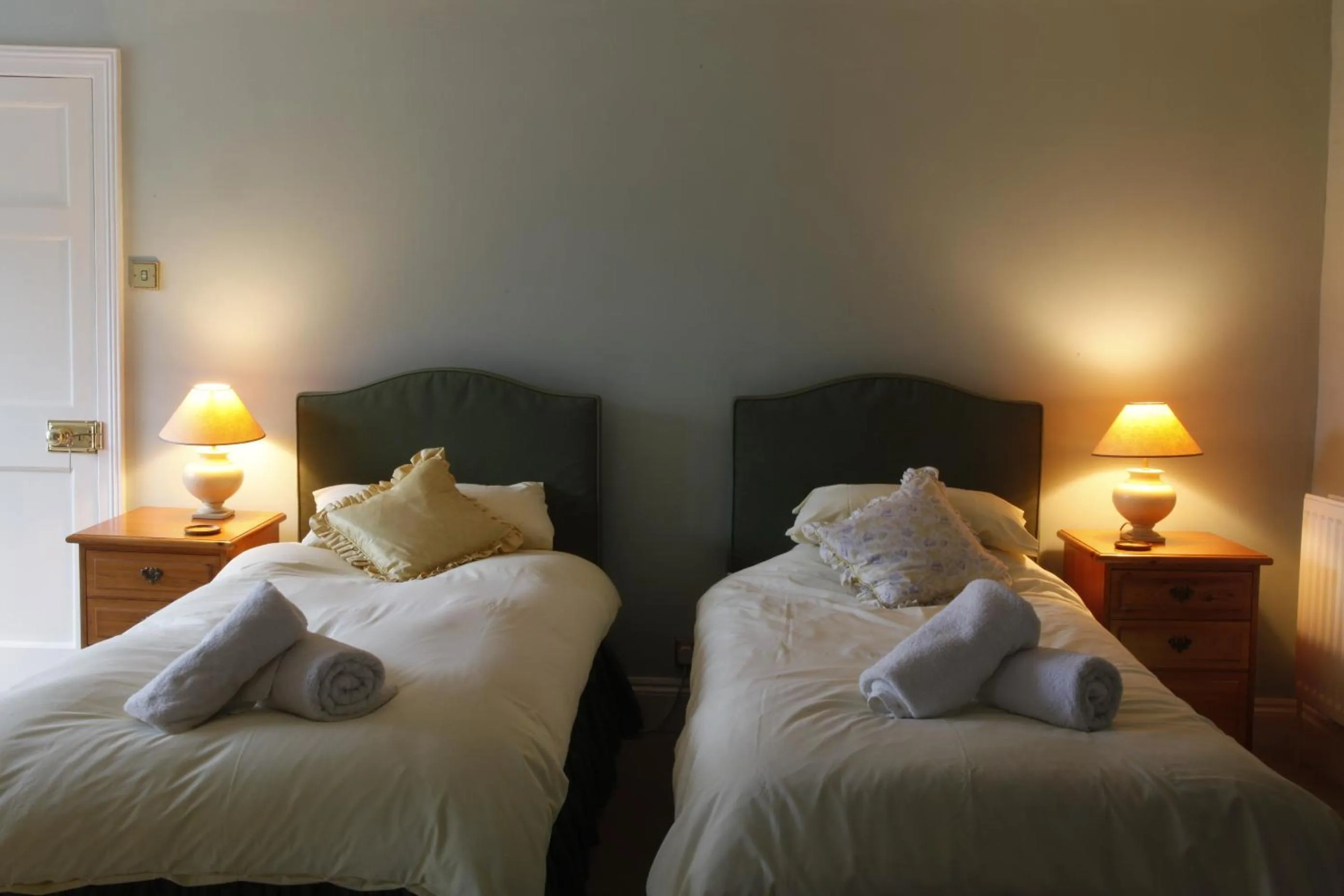 Bedroom, Bed in Trelough House B&B