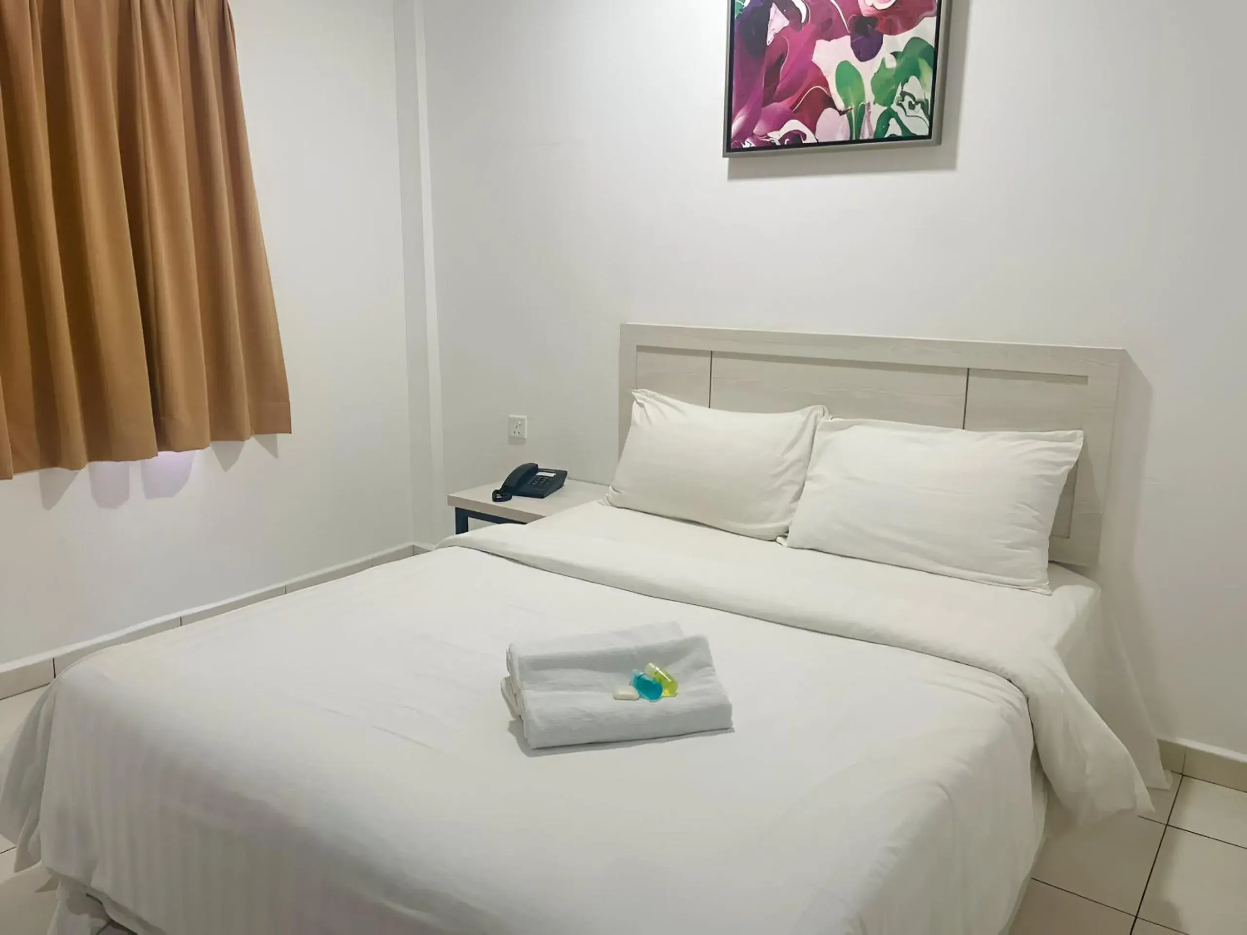 Bedroom, Bed in De Ocean Hotel Bedroom, Bed in De Ocean Hotel