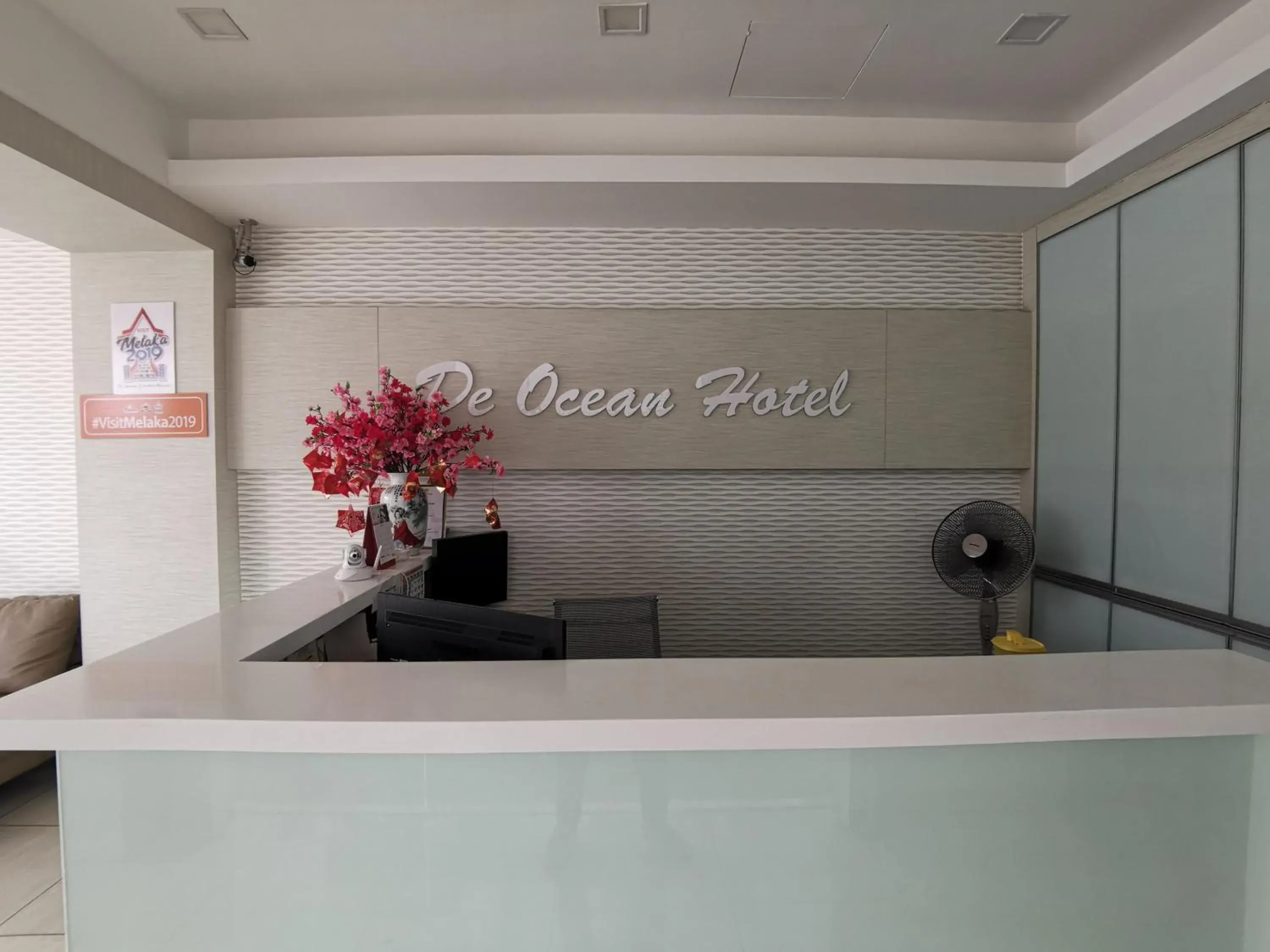 Property logo or sign in De Ocean Hotel Property logo or sign in De Ocean Hotel