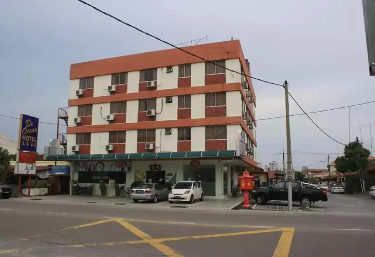 Property building in De Ocean Hotel Property building in De Ocean Hotel