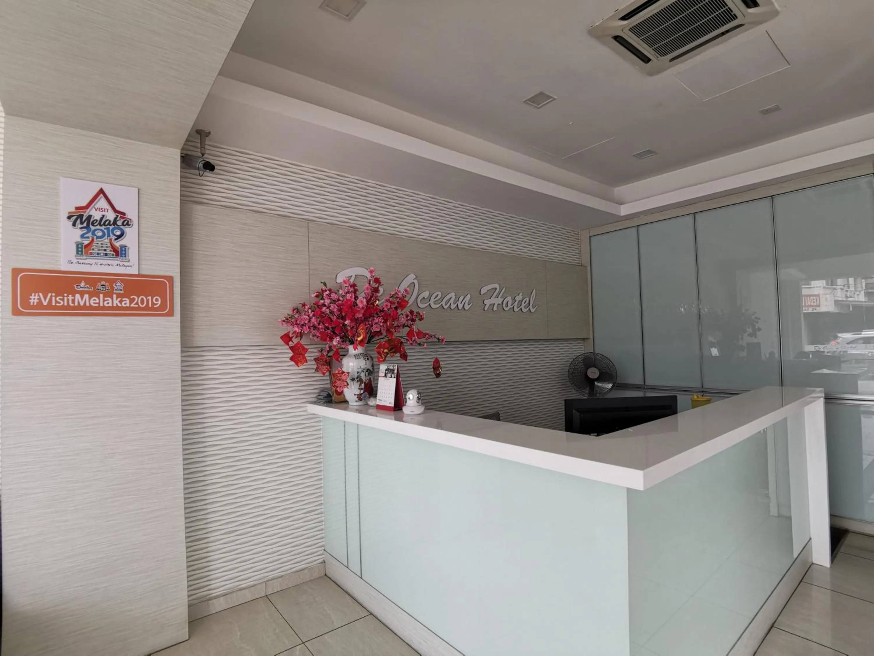 Lobby or reception in De Ocean Hotel