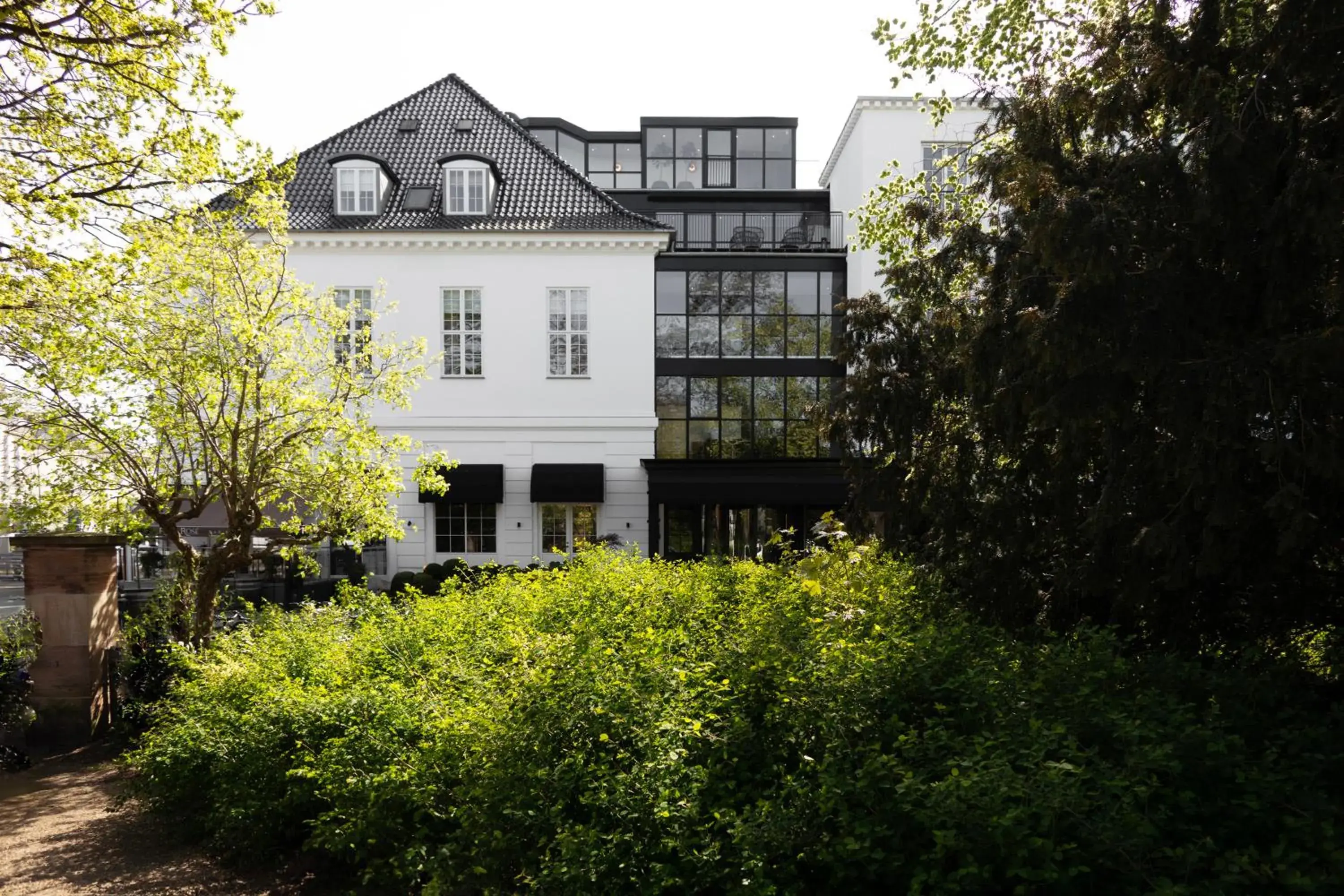 Facade/entrance in Park Lane Copenhagen Facade/entrance in Park Lane Copenhagen