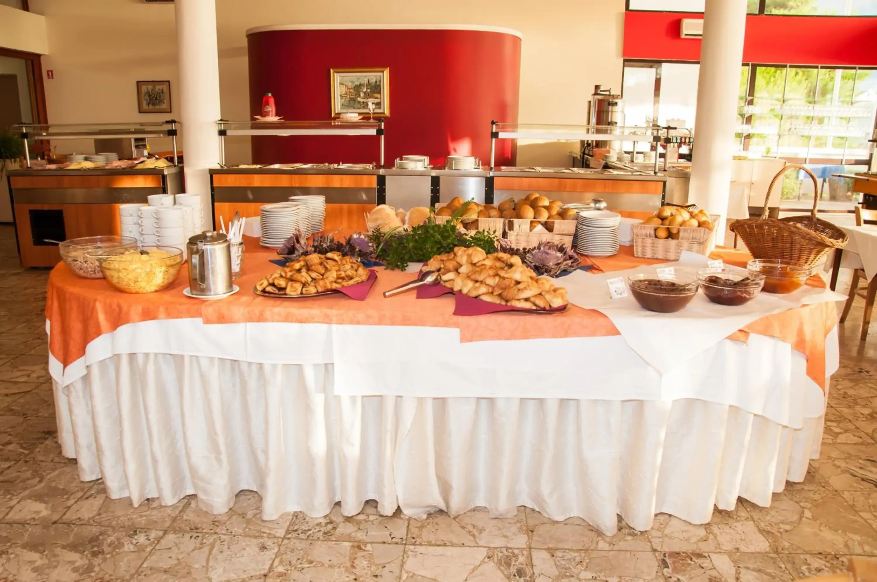 Restaurant/places to eat in Hotel Mirta Restaurant/places to eat in Hotel Mirta