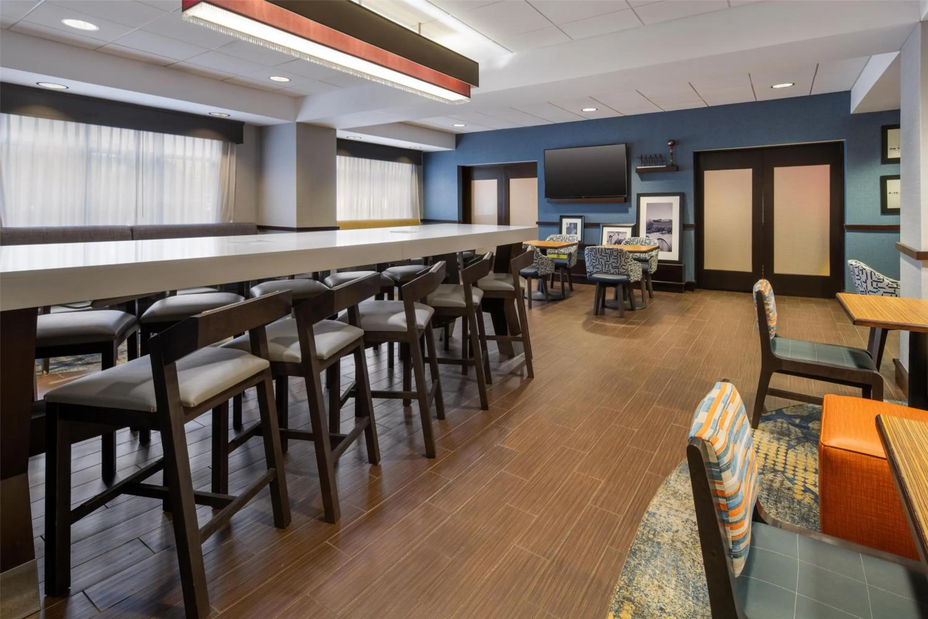 Breakfast in Hampton Inn Seneca Falls