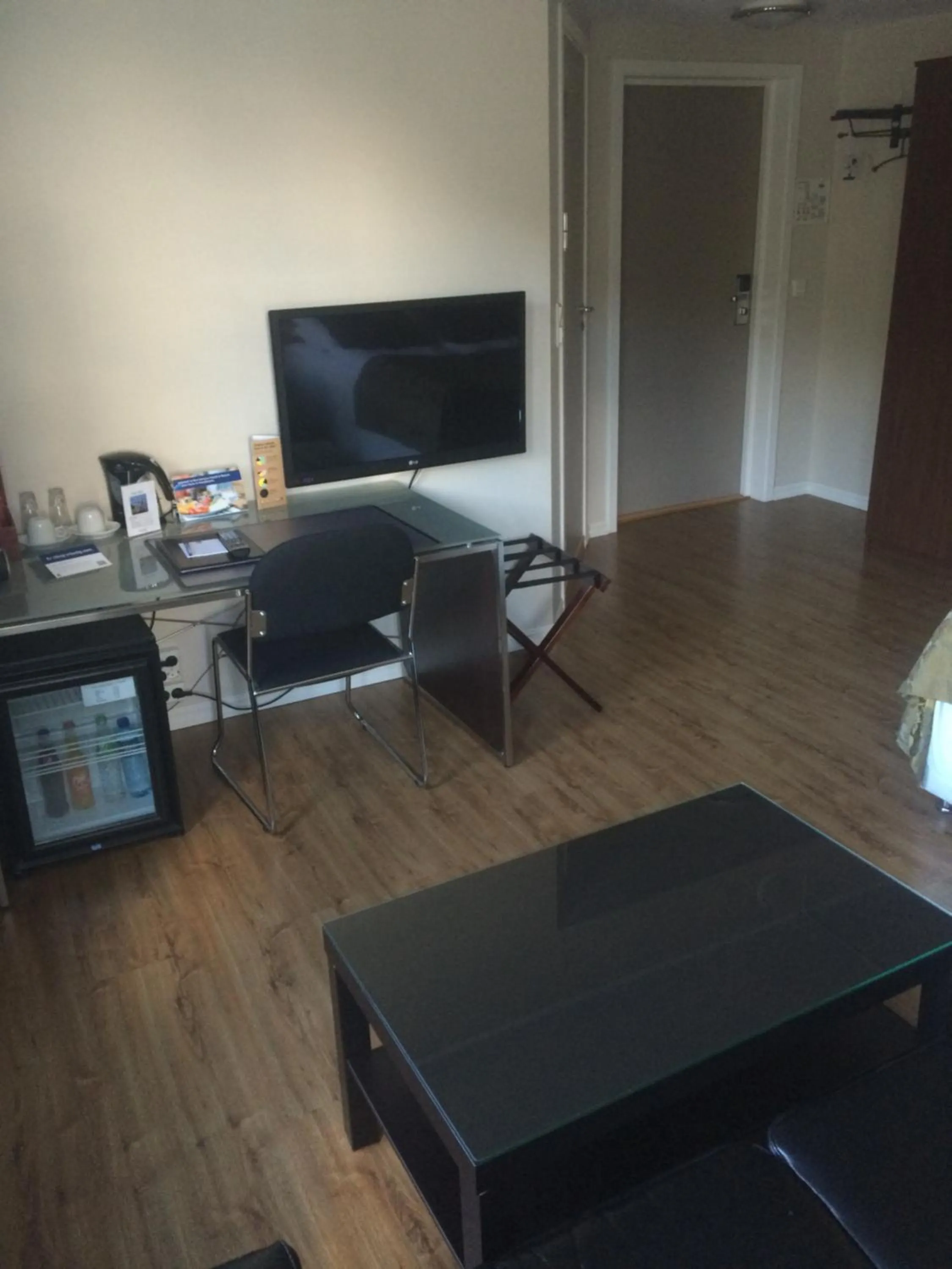 TV and multimedia in Nordfjord Hotell - Bryggen