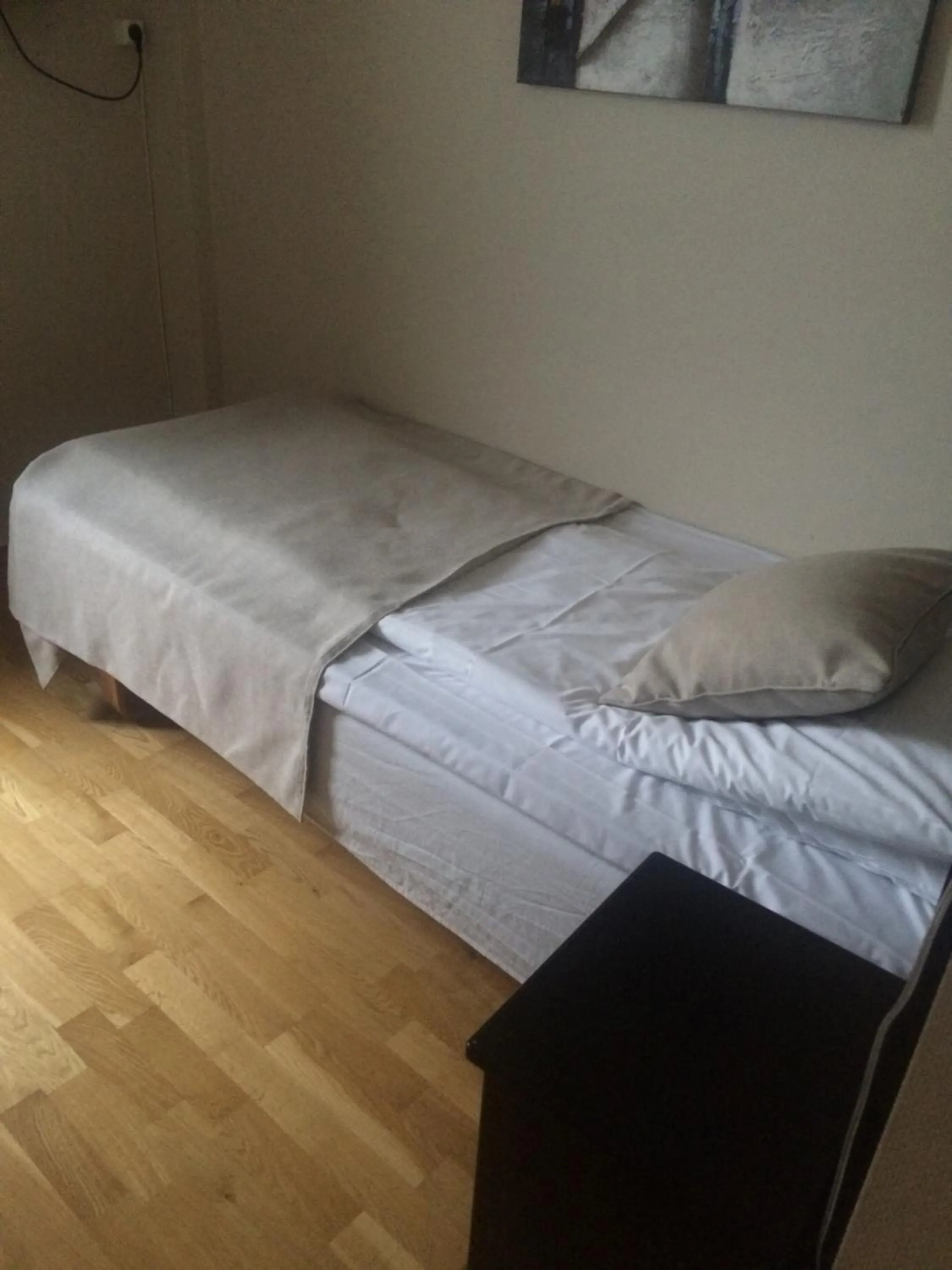 Bedroom, Bed in Nordfjord Hotell - Bryggen