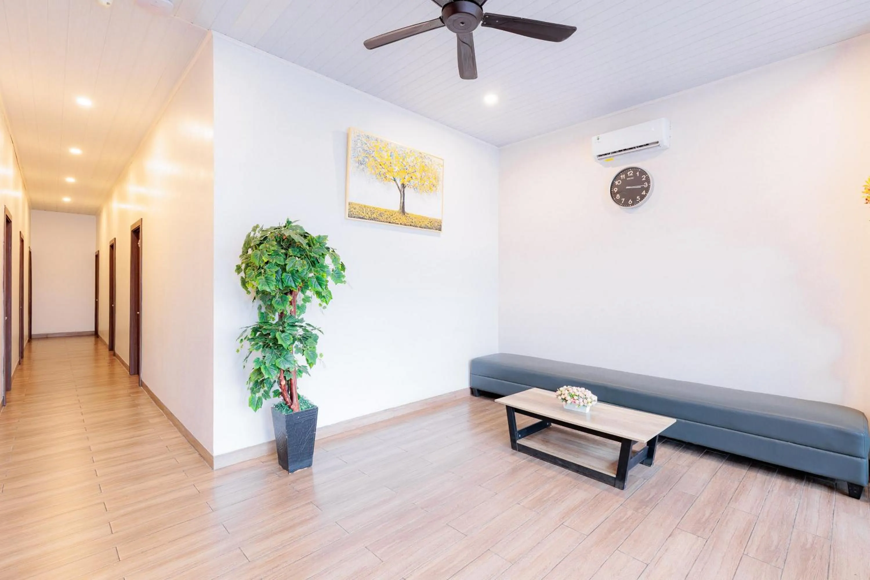 Property building in RedDoorz near Taman Palem