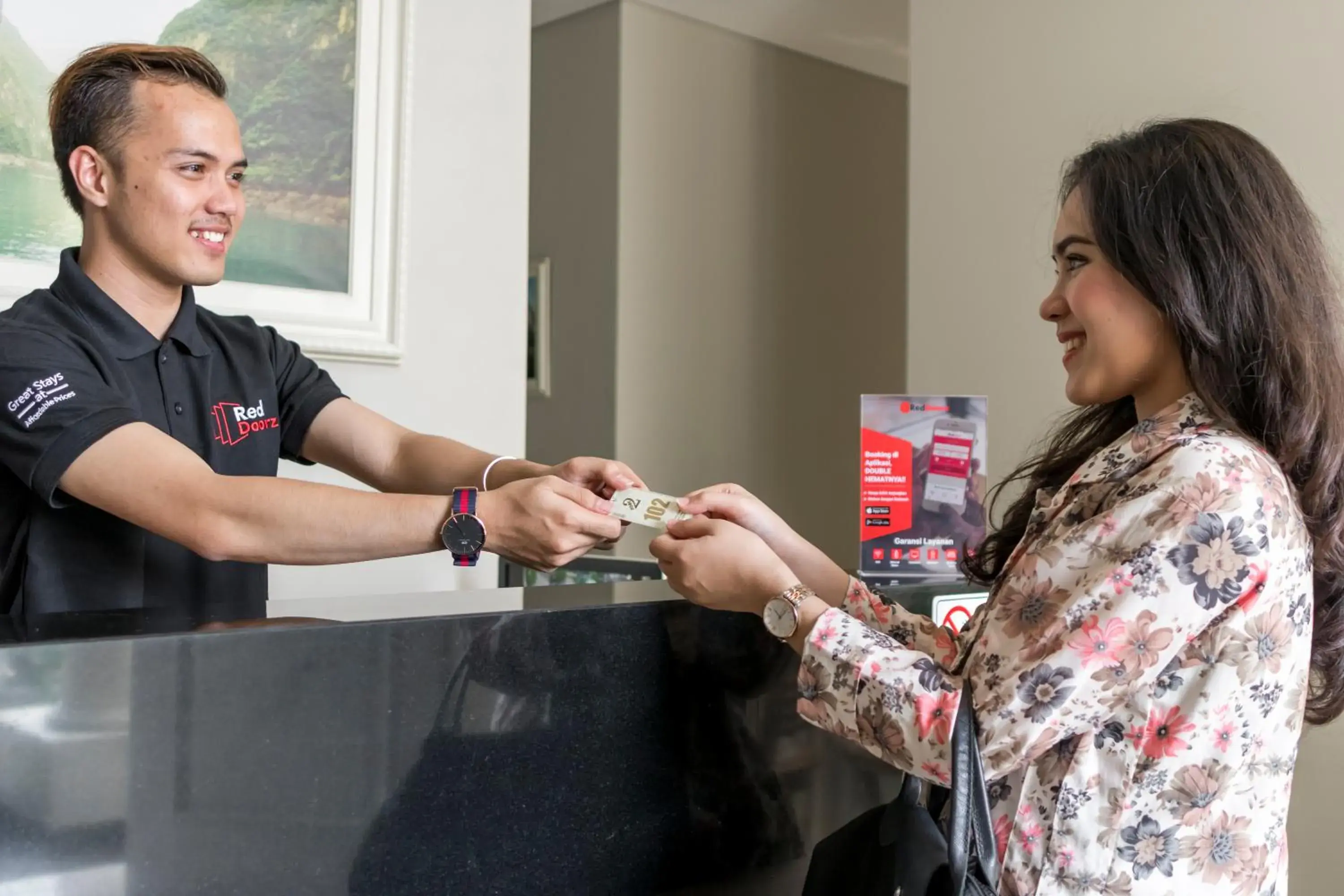 RedDoorz near Taman Palem RedDoorz near Taman Palem