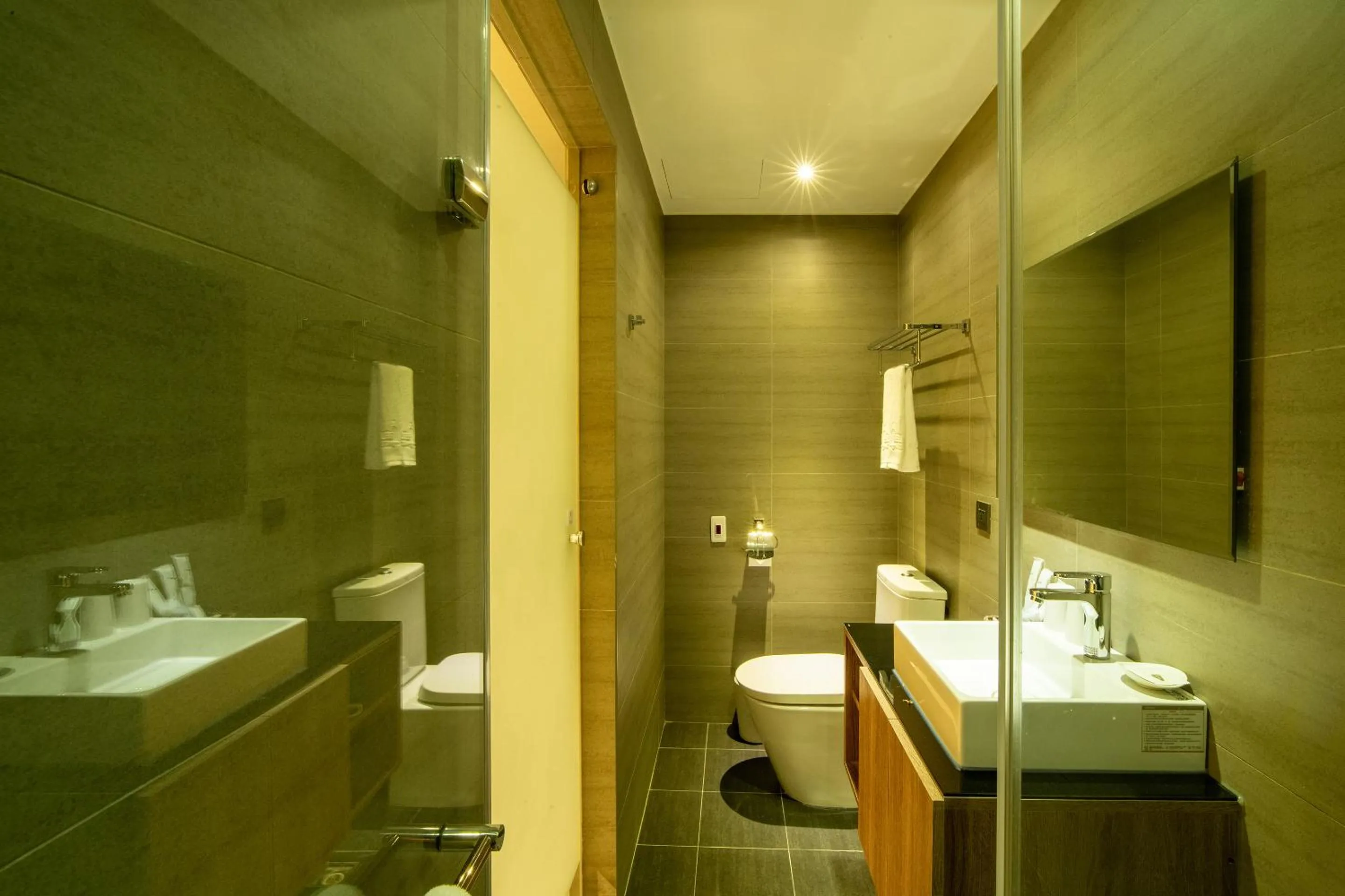 Bathroom in Fengjia Hotel Bell