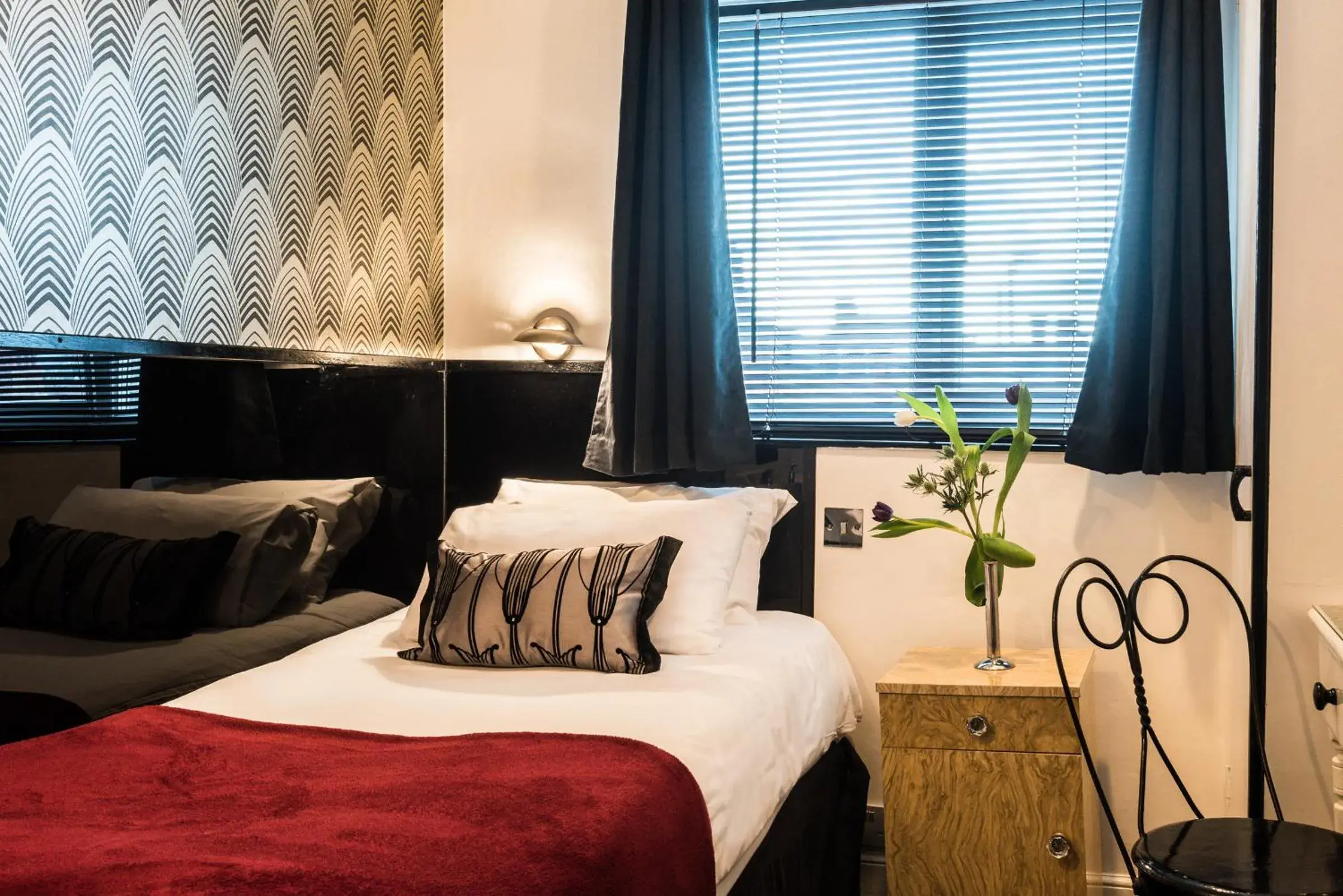 Single Room with Shared Bathroom in Paskins Town House Single Room with Shared Bathroom in Paskins Town House