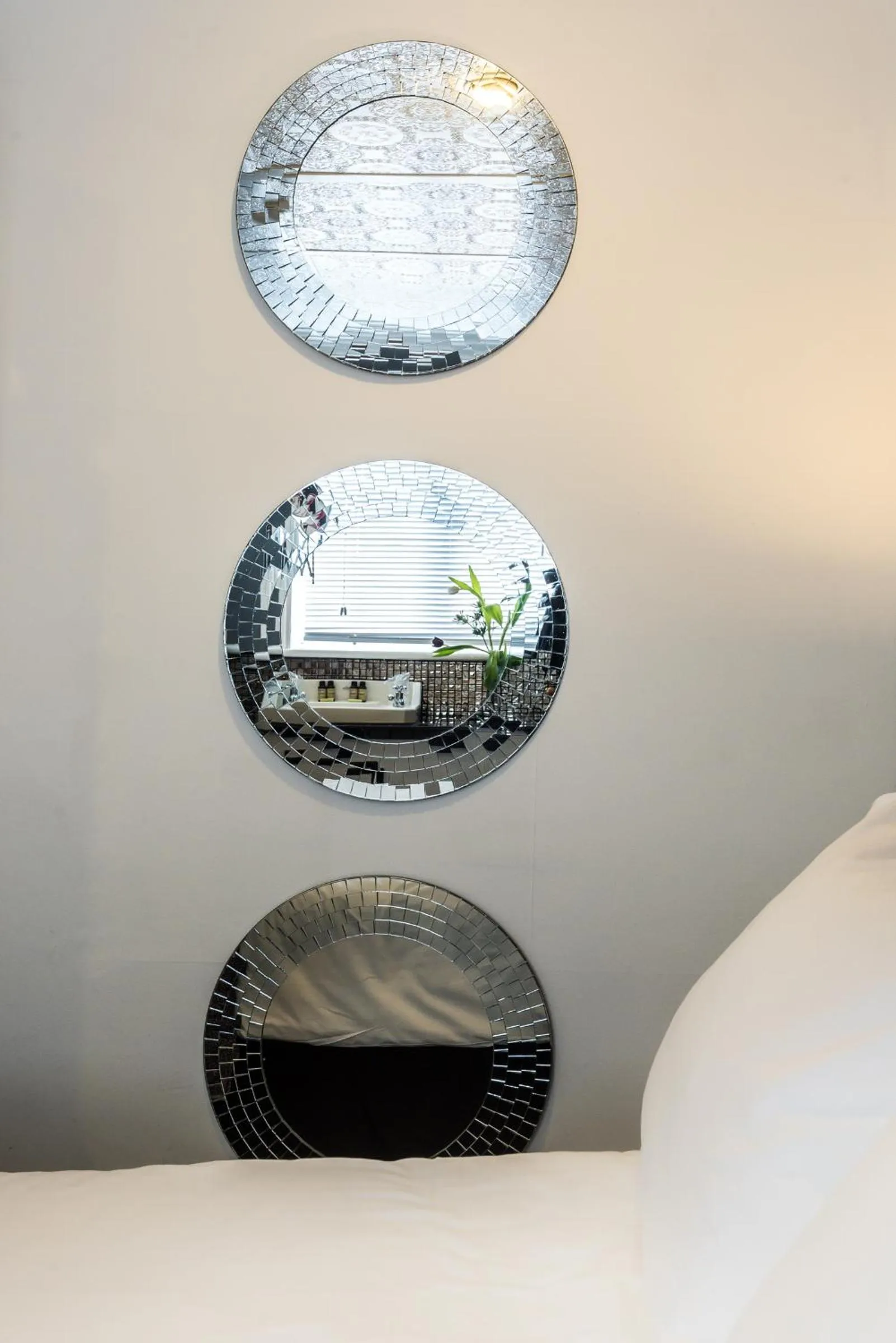 Decorative detail, Bed in Paskins Town House