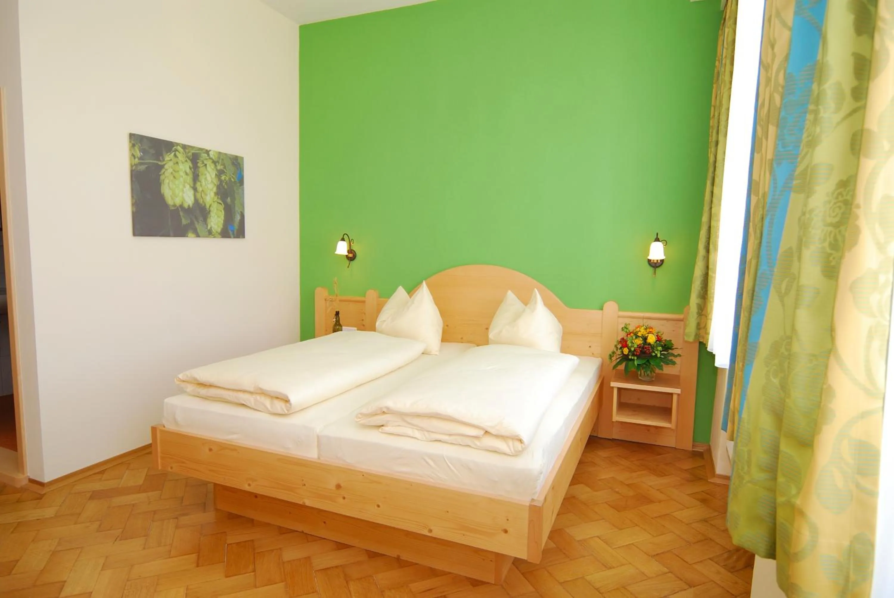 Photo of the whole room, Bed in Brauereigasthof Engel