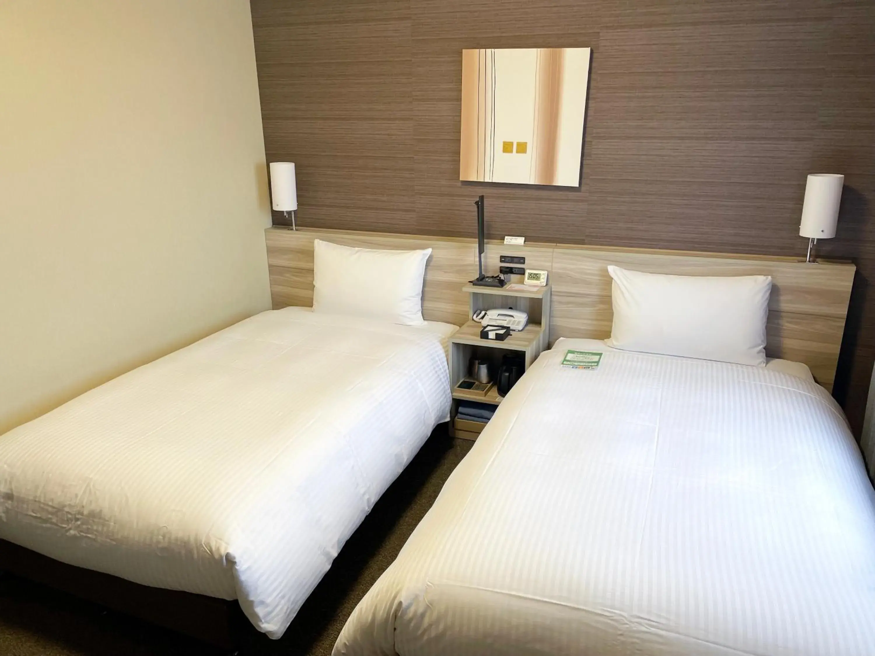 Standard Twin Room - single occupancy - Non-Smoking in Hotel Route-Inn Takefu Inter Standard Twin Room - single occupancy - Non-Smoking in Hotel Route-Inn Takefu Inter