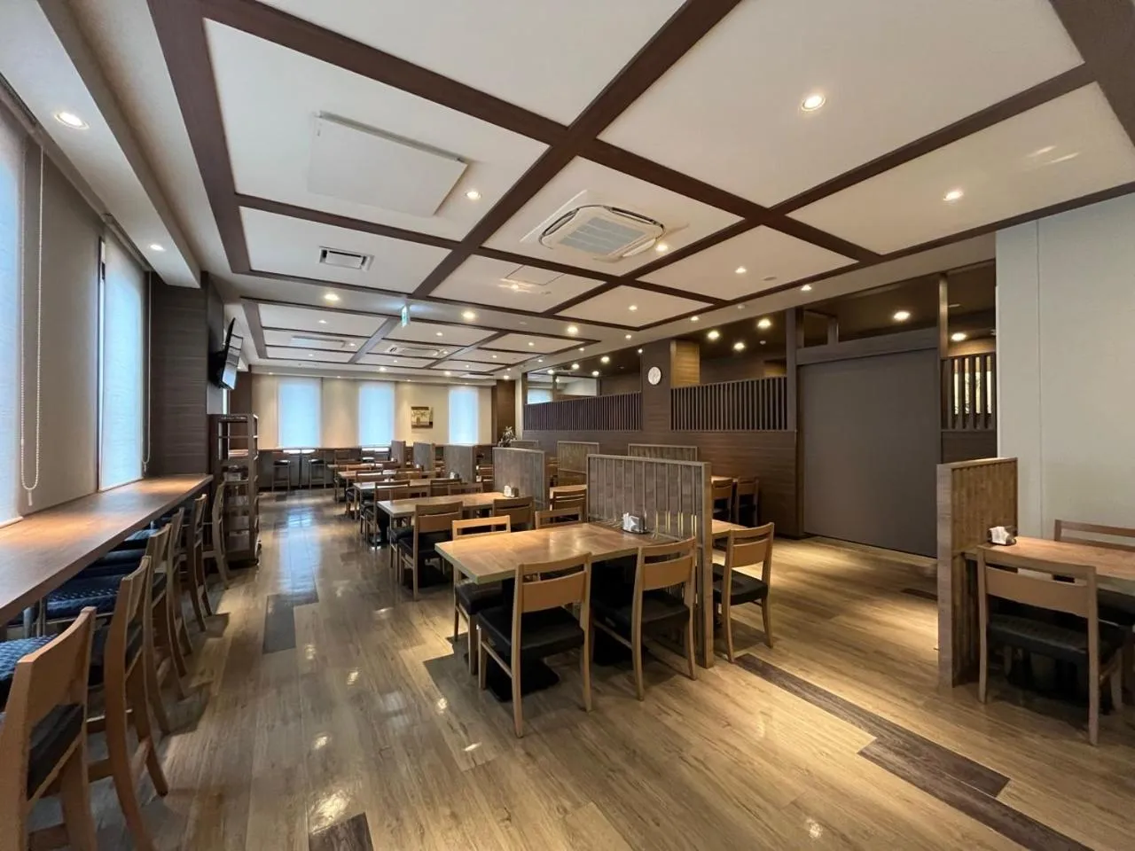 Restaurant/places to eat in Hotel Route-Inn Takefu Inter