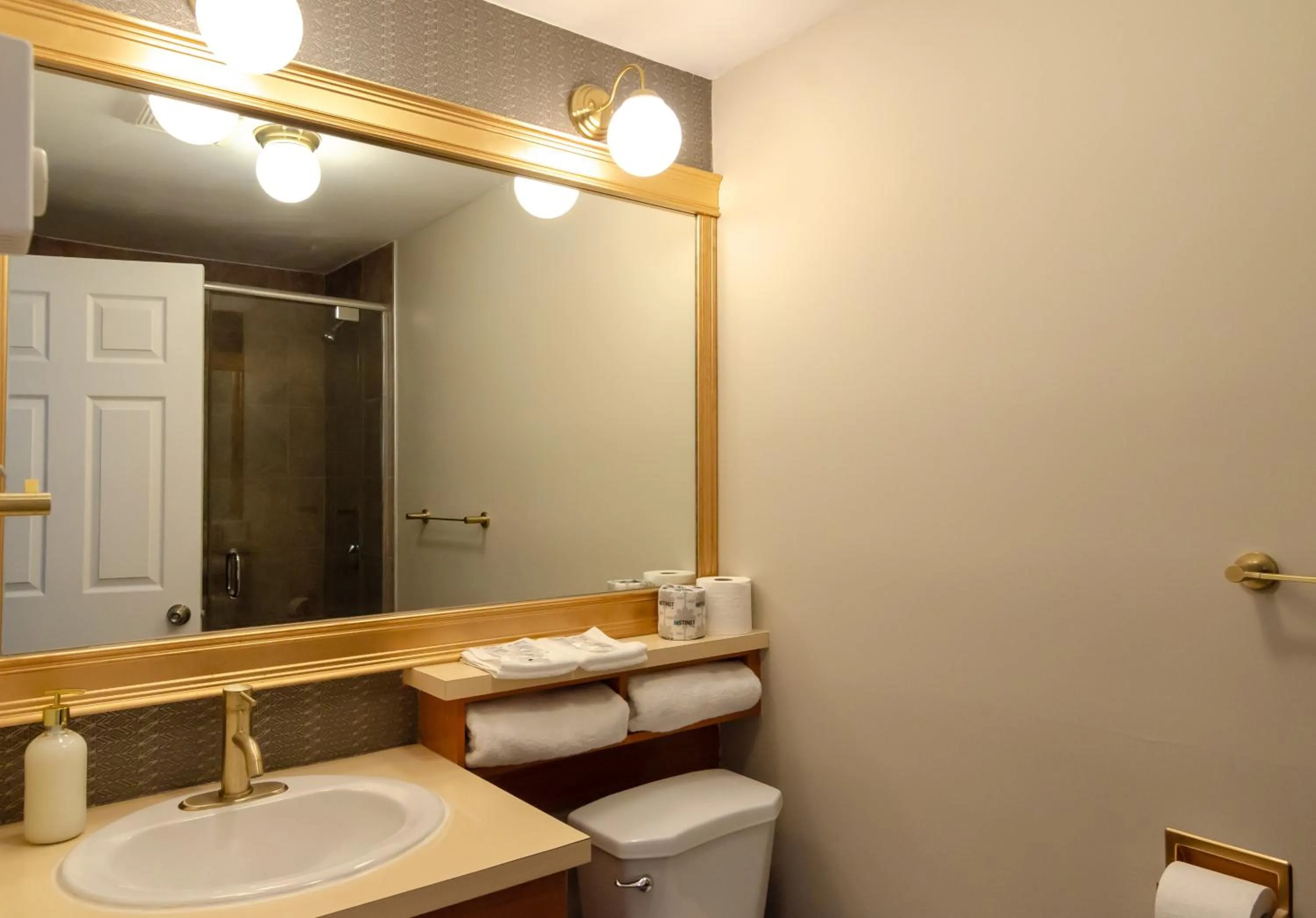 Bathroom in Maison Cartier Montreal