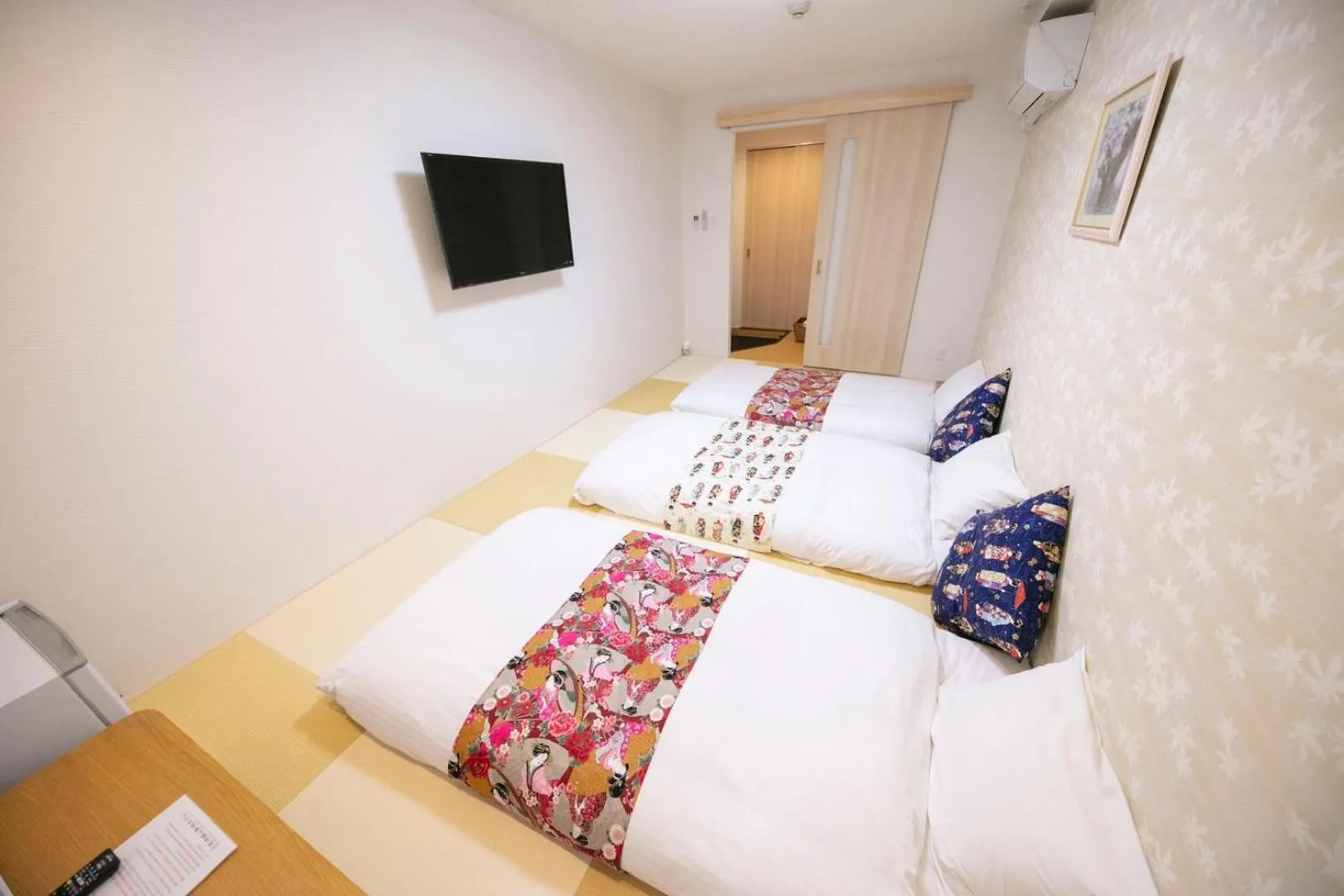 Bedroom, Bed in Dotonbori Shinsaibashi Hotel