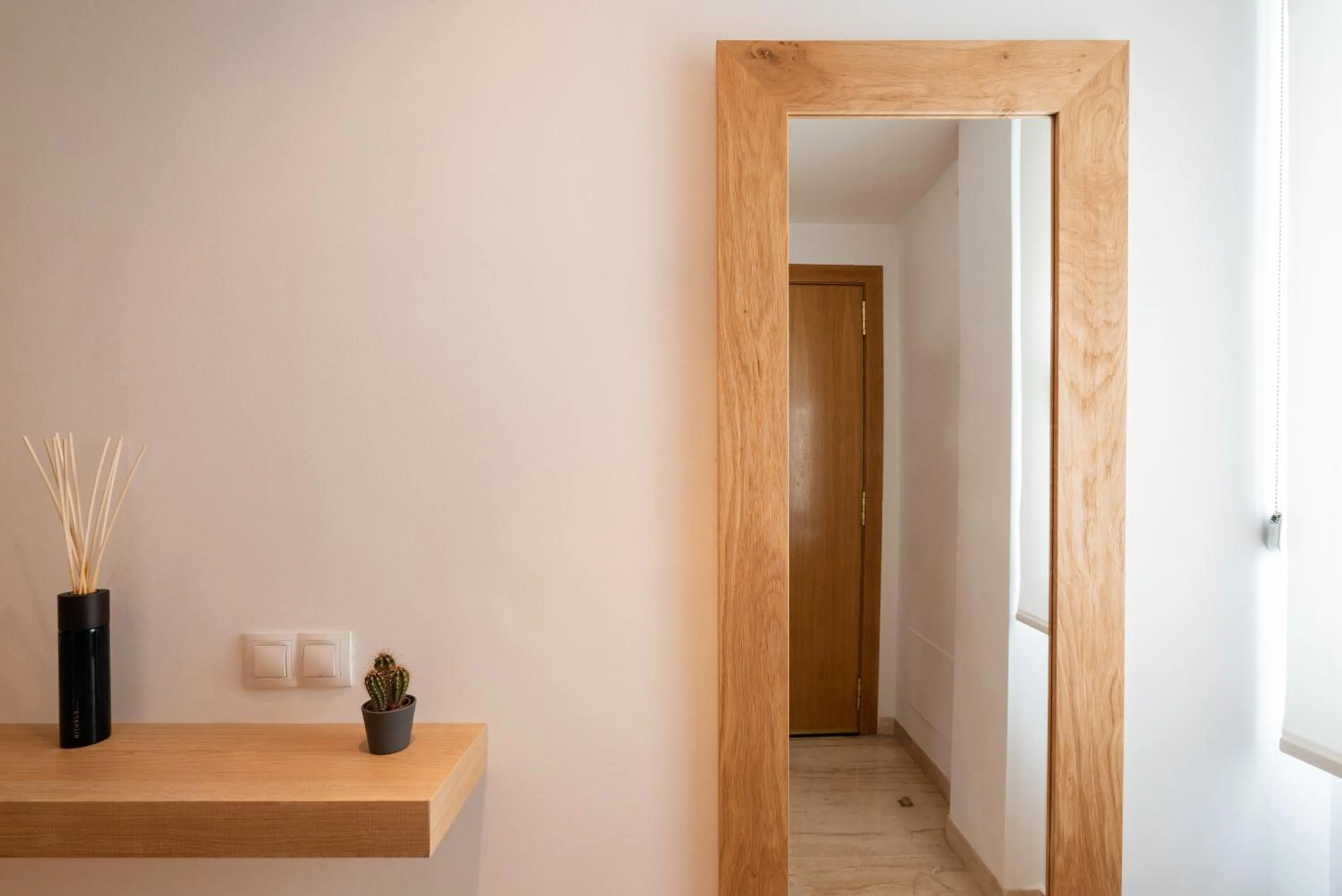 Decorative detail in Petit Luxe Ègara