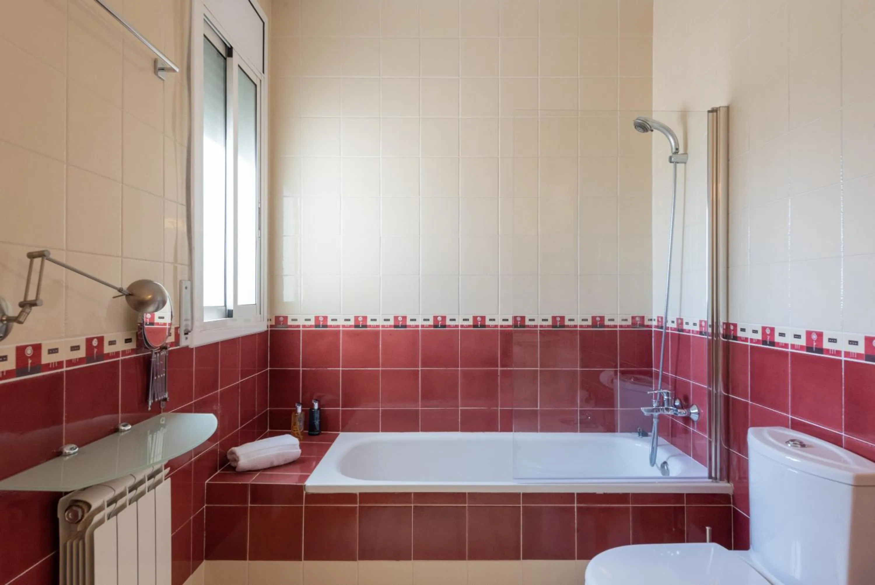 Shower in Petit Luxe Ègara