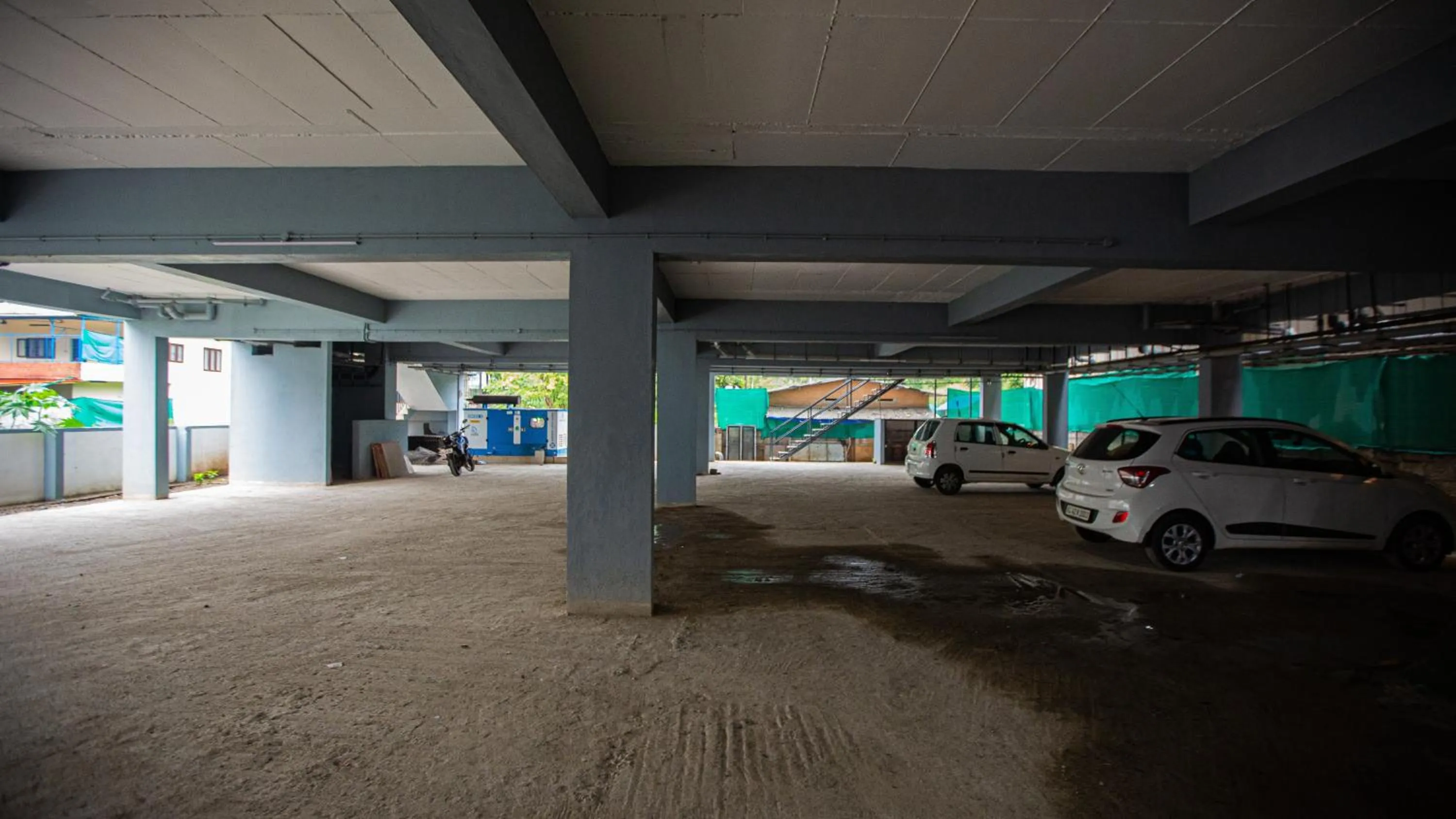 Neighbourhood in Woodside residency