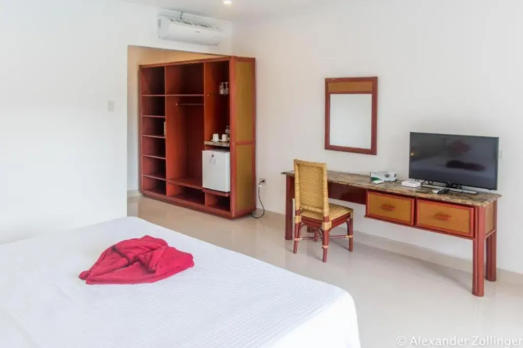 Bed in Alona Vida Beach Hill Resort Bed in Alona Vida Beach Hill Resort