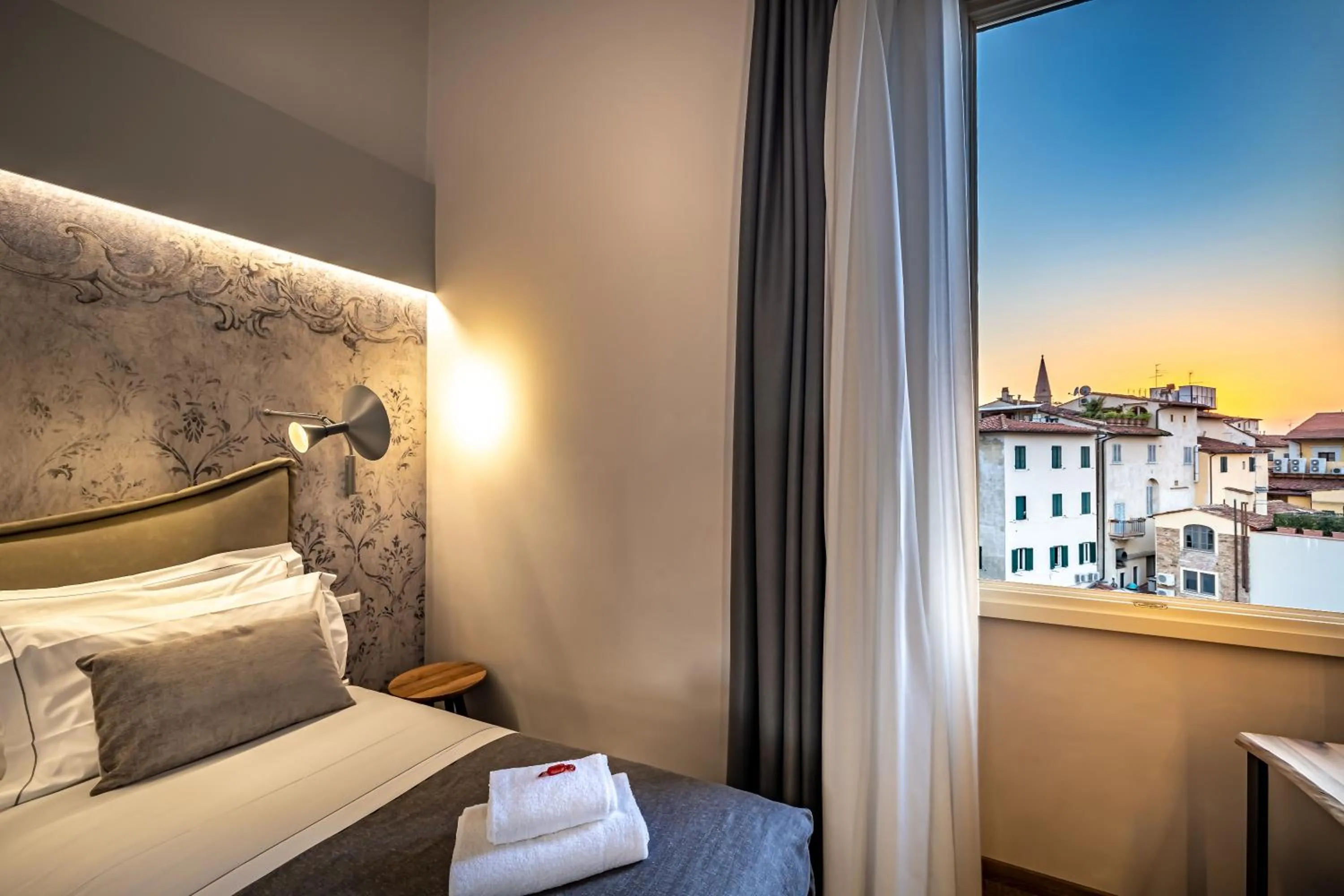 View (from property/room), Bed in Palazzo dei Conti Residenza d'Epoca