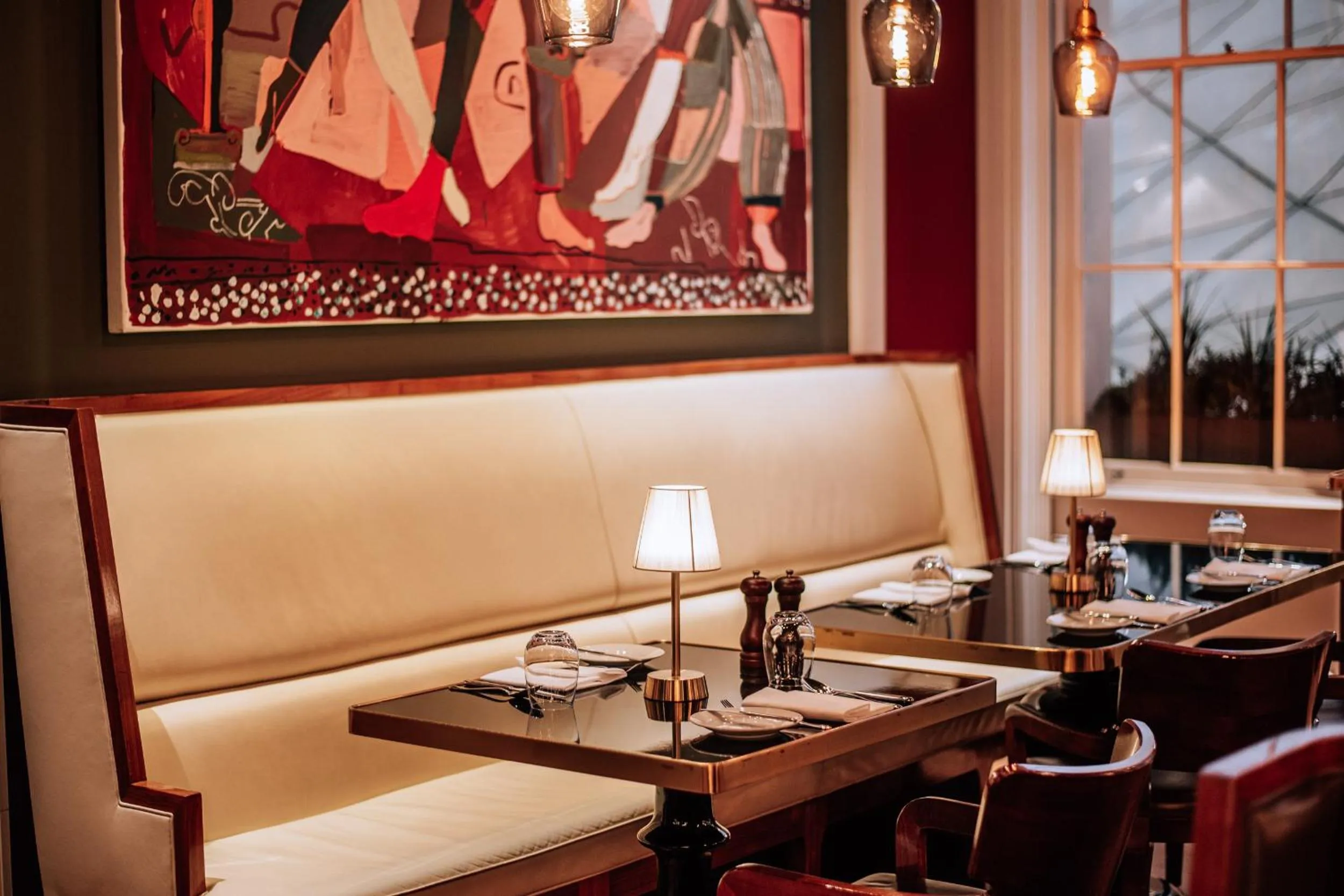 Restaurant/places to eat in Kaya Great Northern Hotel, London