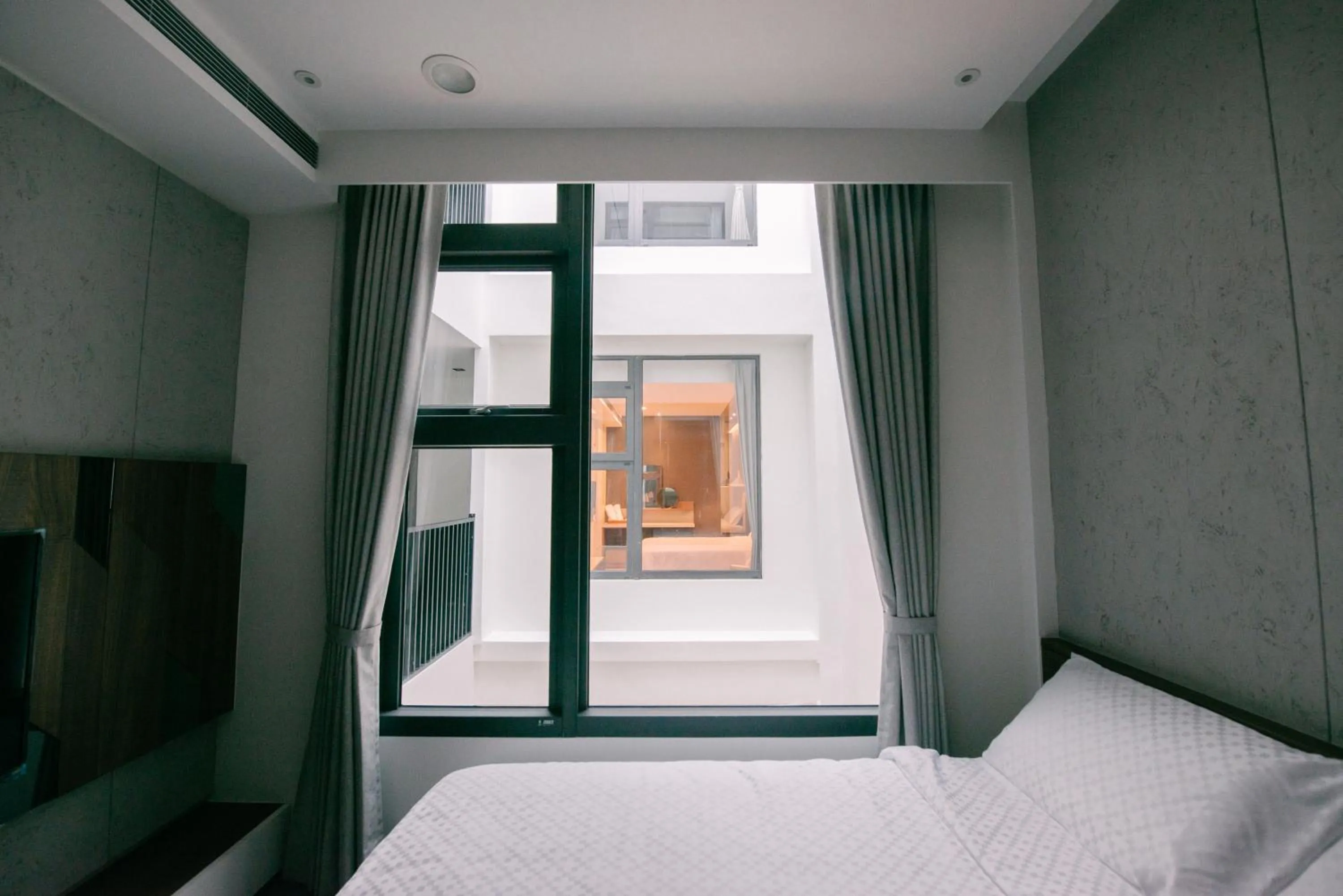 Bedroom, Bed in MH48 Hotel