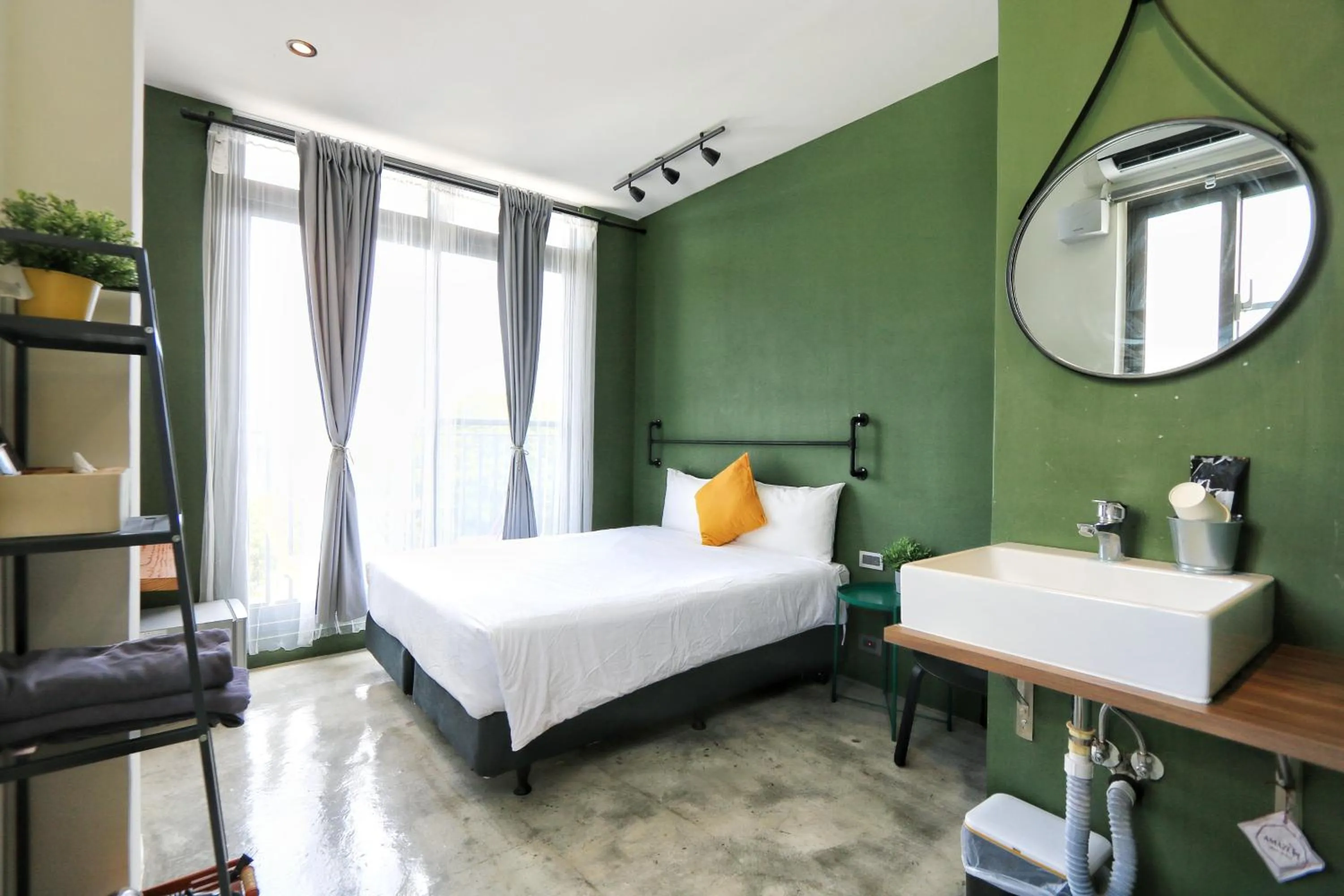 Photo of the whole room, Bed in MH48 Hotel