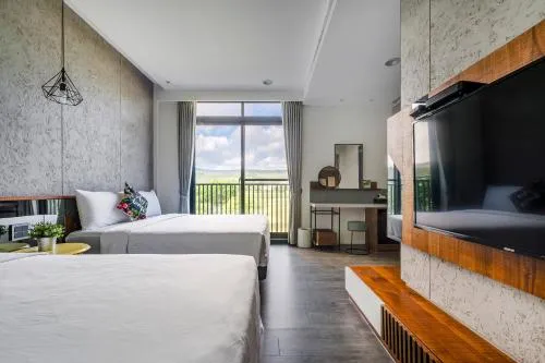 MH48 Hotel