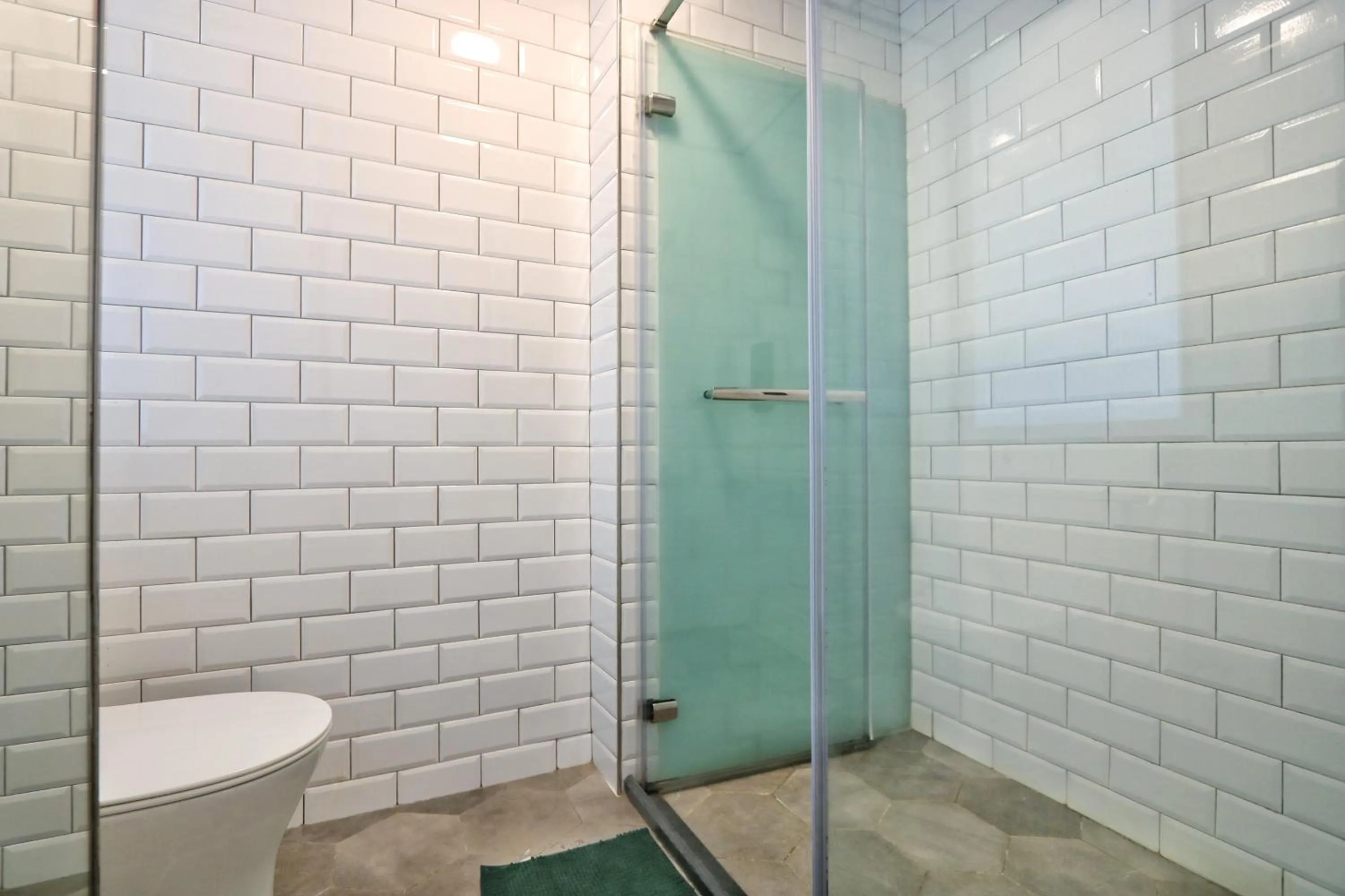 Shower in MH48 Hotel
